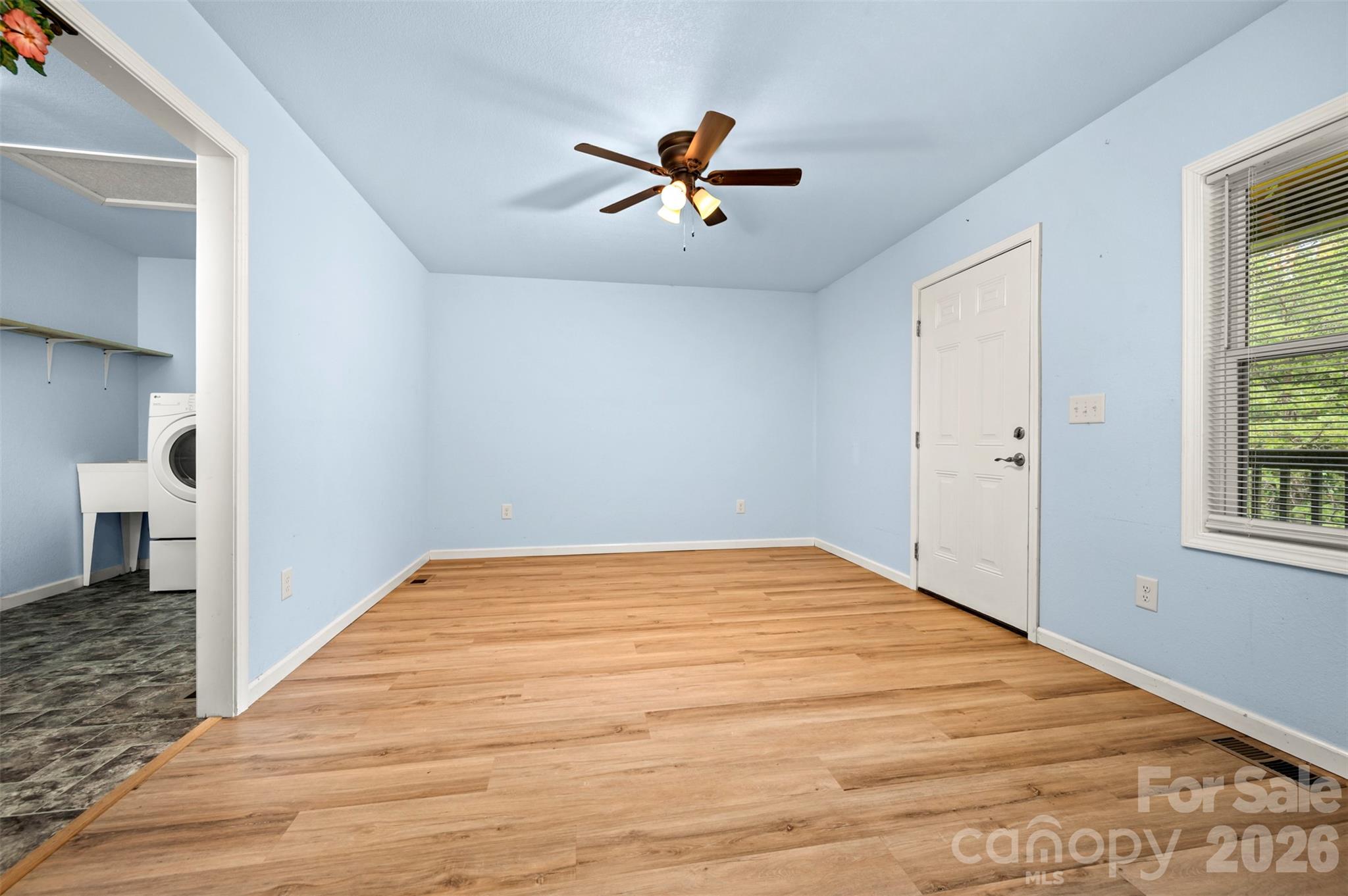 162 Sandstone Drive 193 Property Photo 20