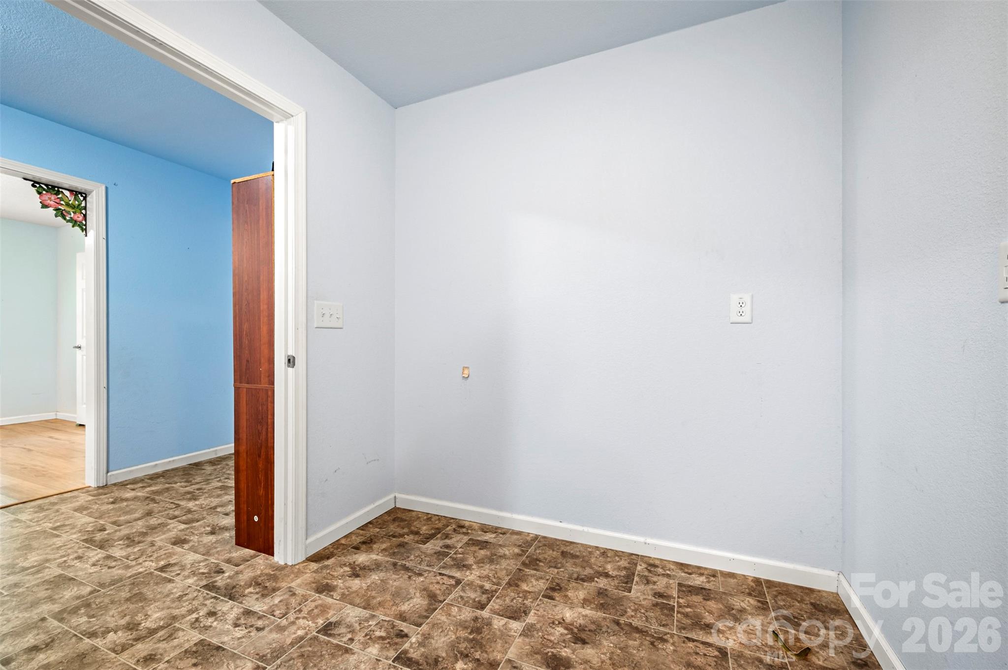 162 Sandstone Drive 193 Property Photo 22