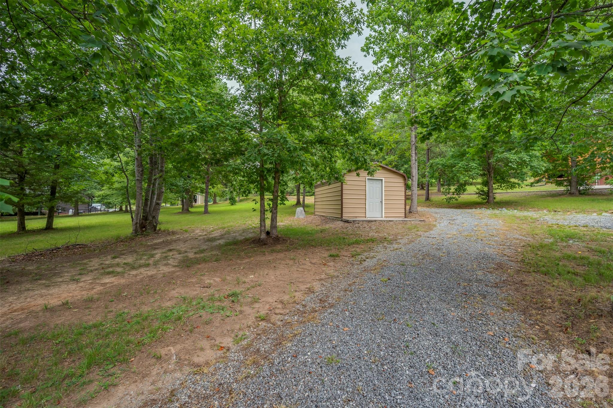 162 Sandstone Drive 193 Property Photo 25