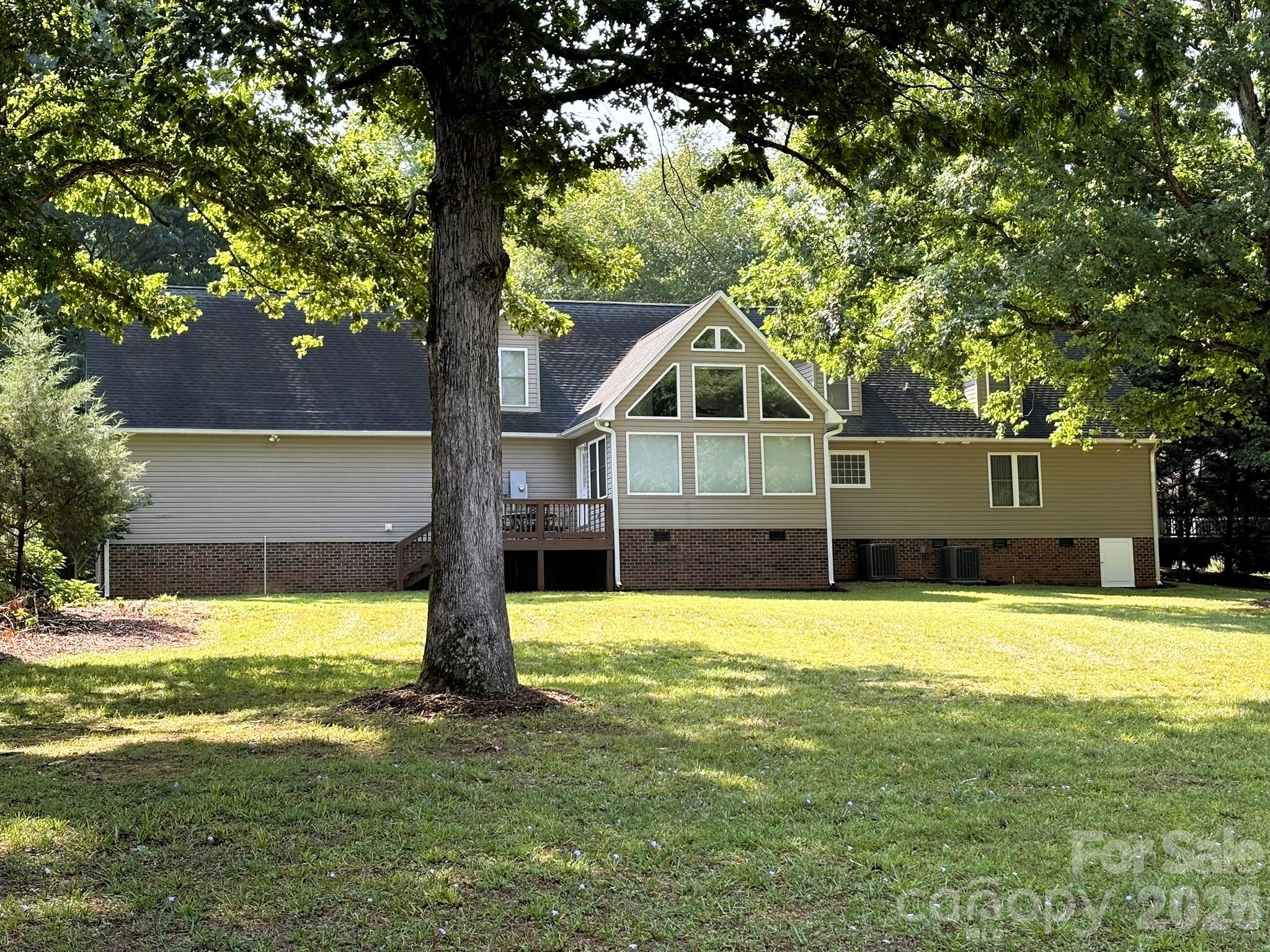 130 Canoe Court Property Photo 3