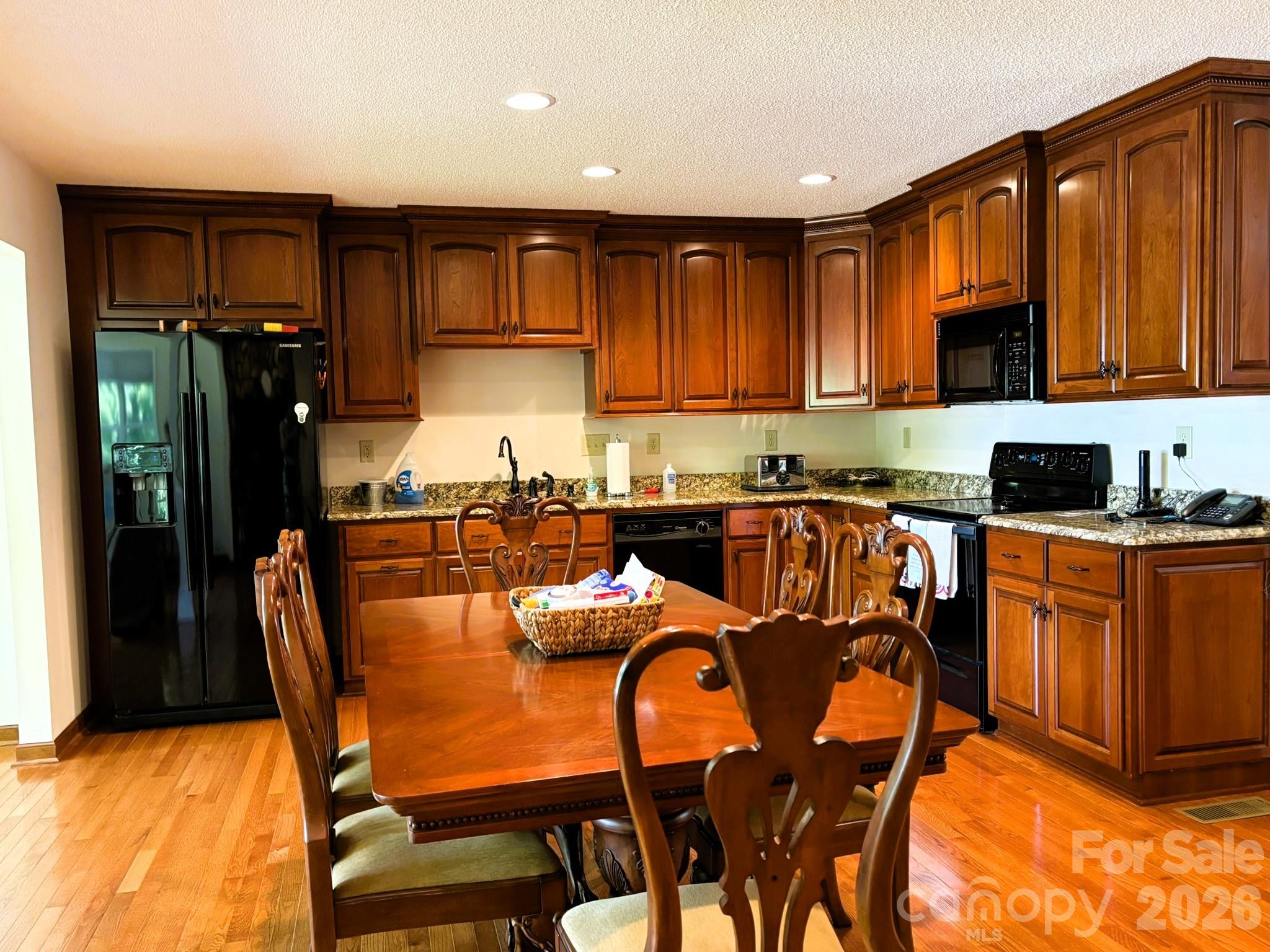 130 Canoe Court Property Photo 14