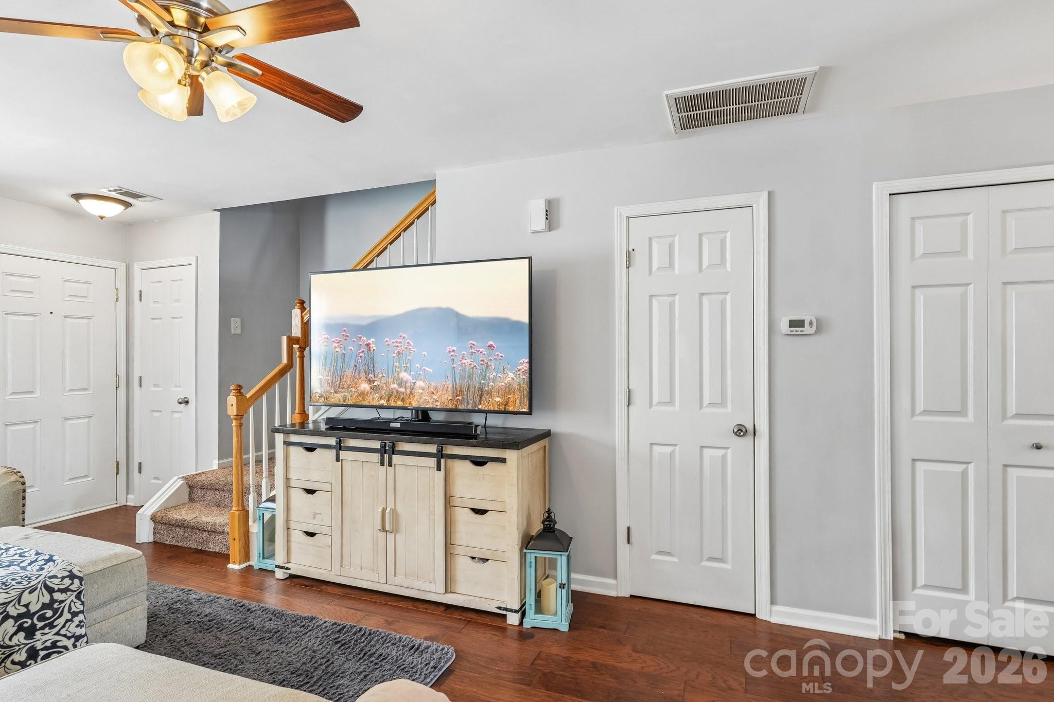 1757 Hidden Creek Drive 3 Property Photo 6
