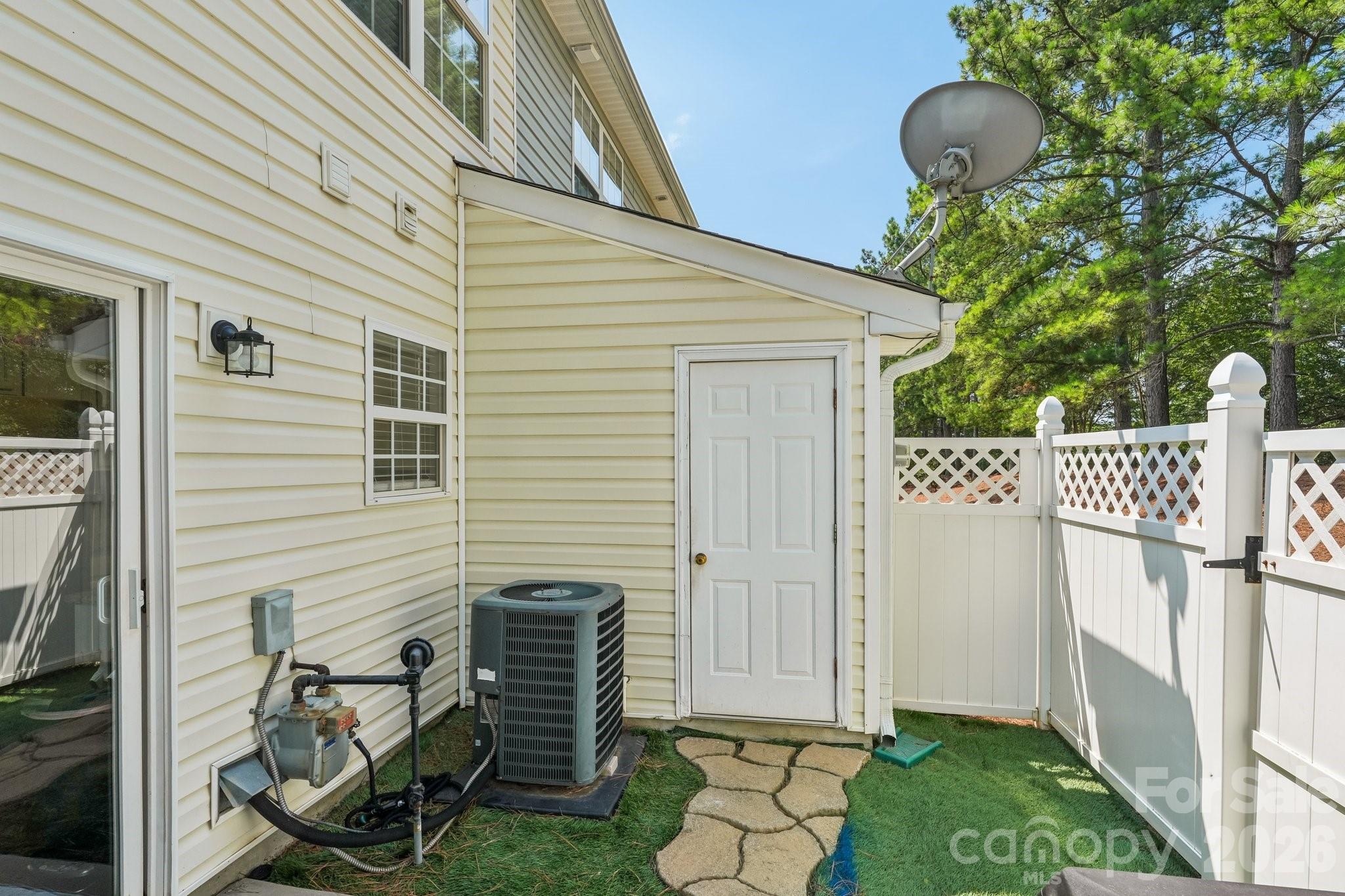 1757 Hidden Creek Drive 3 Property Photo 21