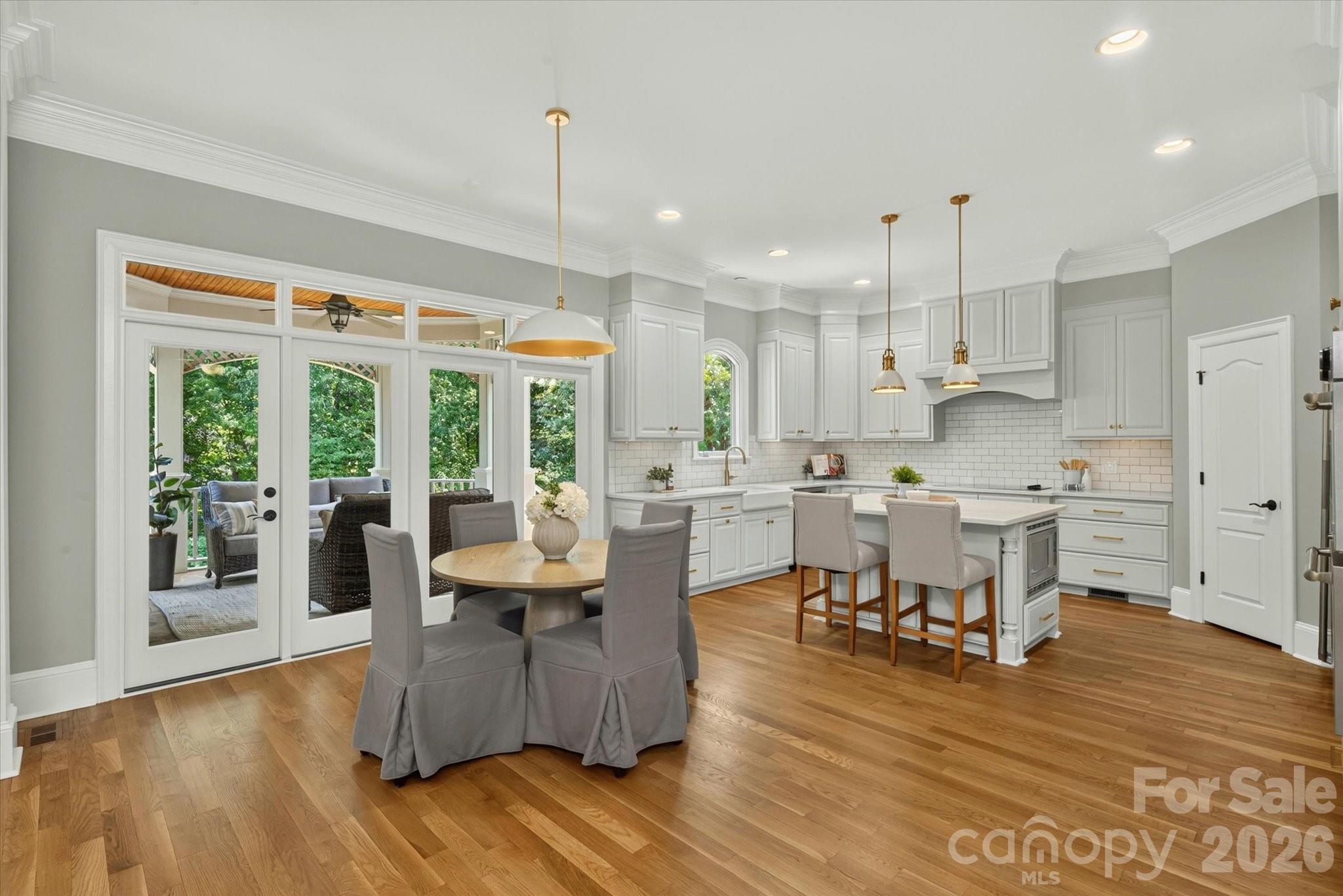 406 Belo Court Property Photo 15