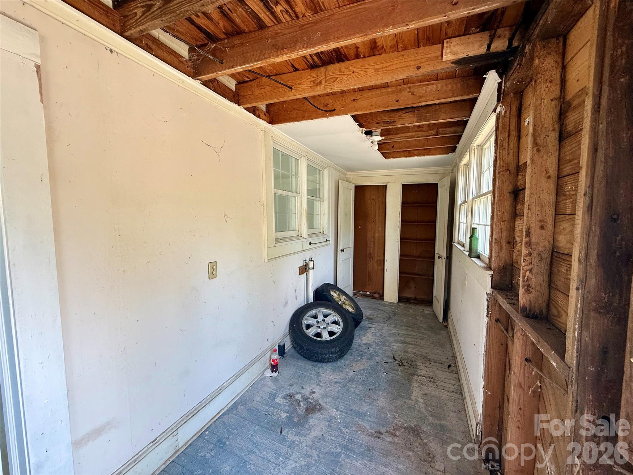 1400 Central Drive Property Photo 21