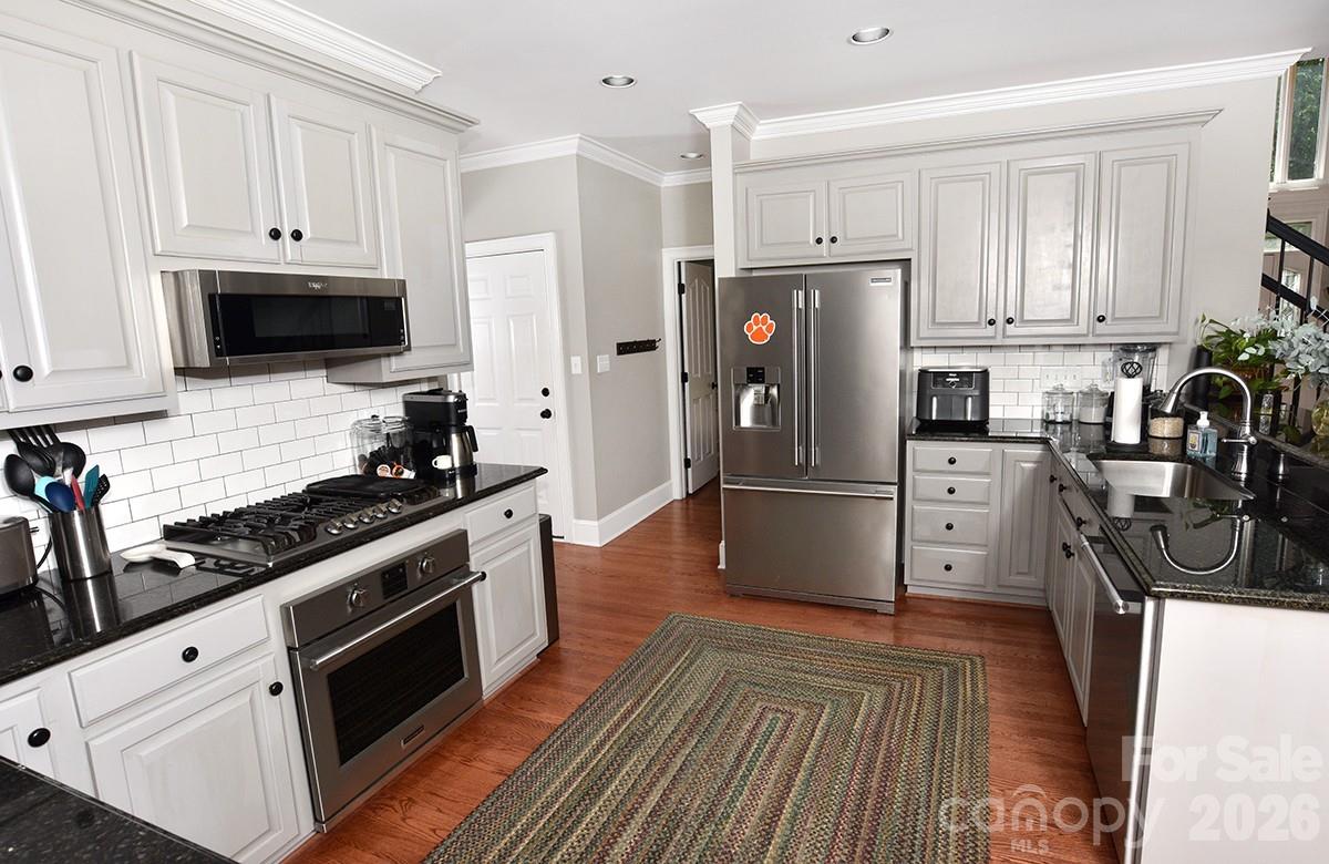 18719 Cannon Crossing Way Property Photo 14