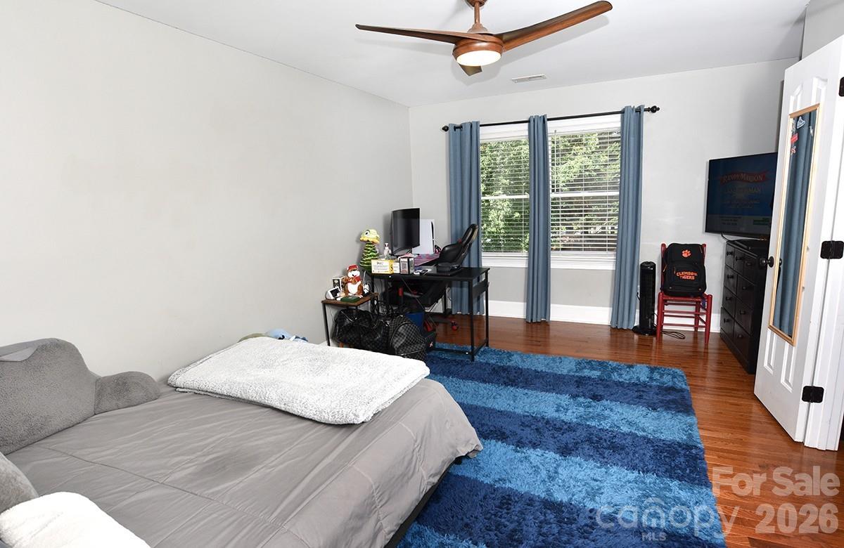 18719 Cannon Crossing Way Property Photo 26