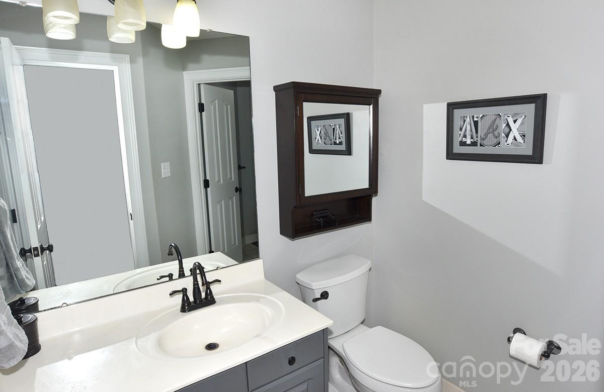 18719 Cannon Crossing Way Property Photo 27