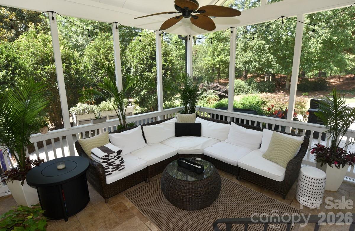 18719 Cannon Crossing Way Property Photo 31