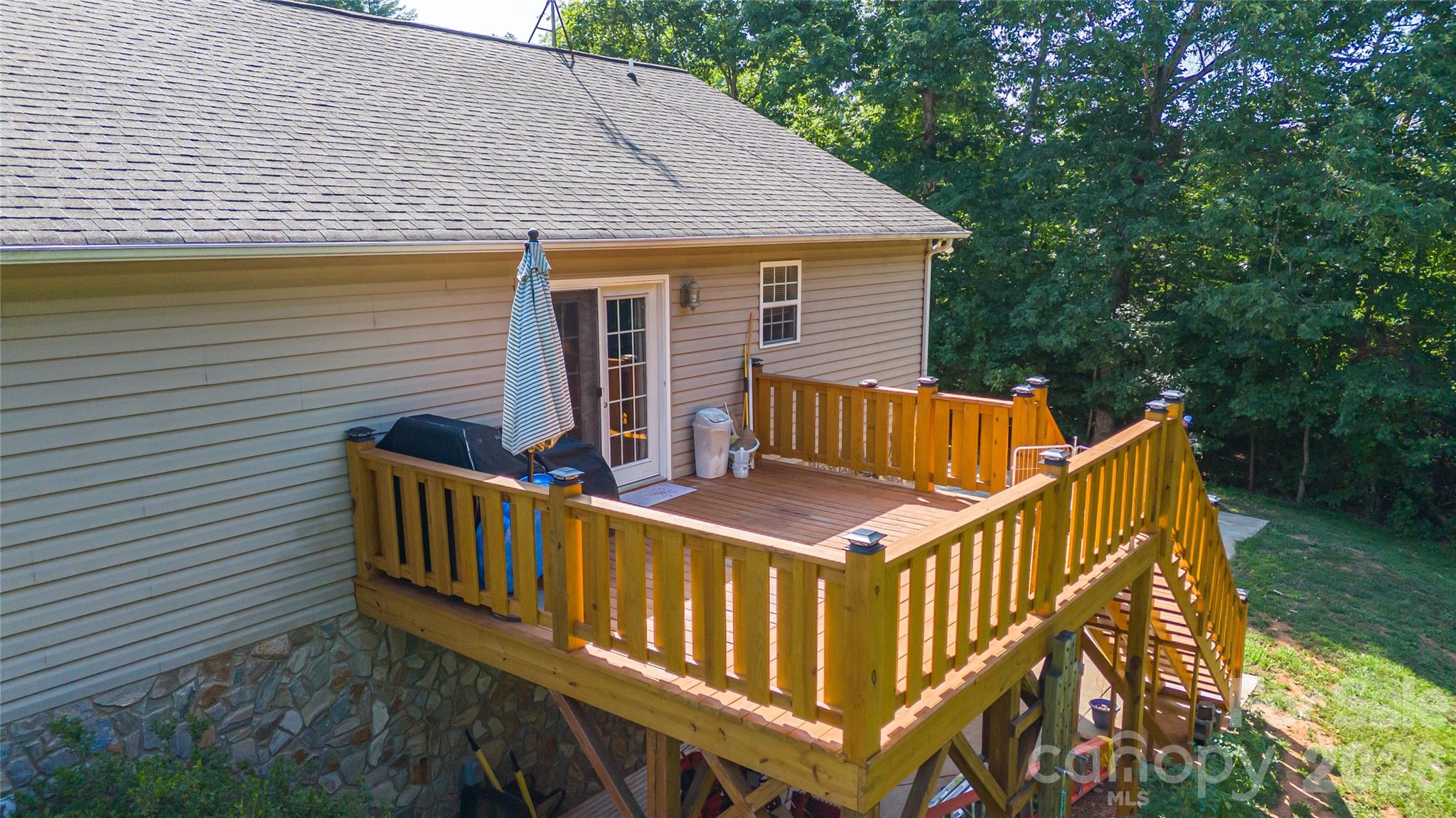 3611 Judea Drive Property Photo 6