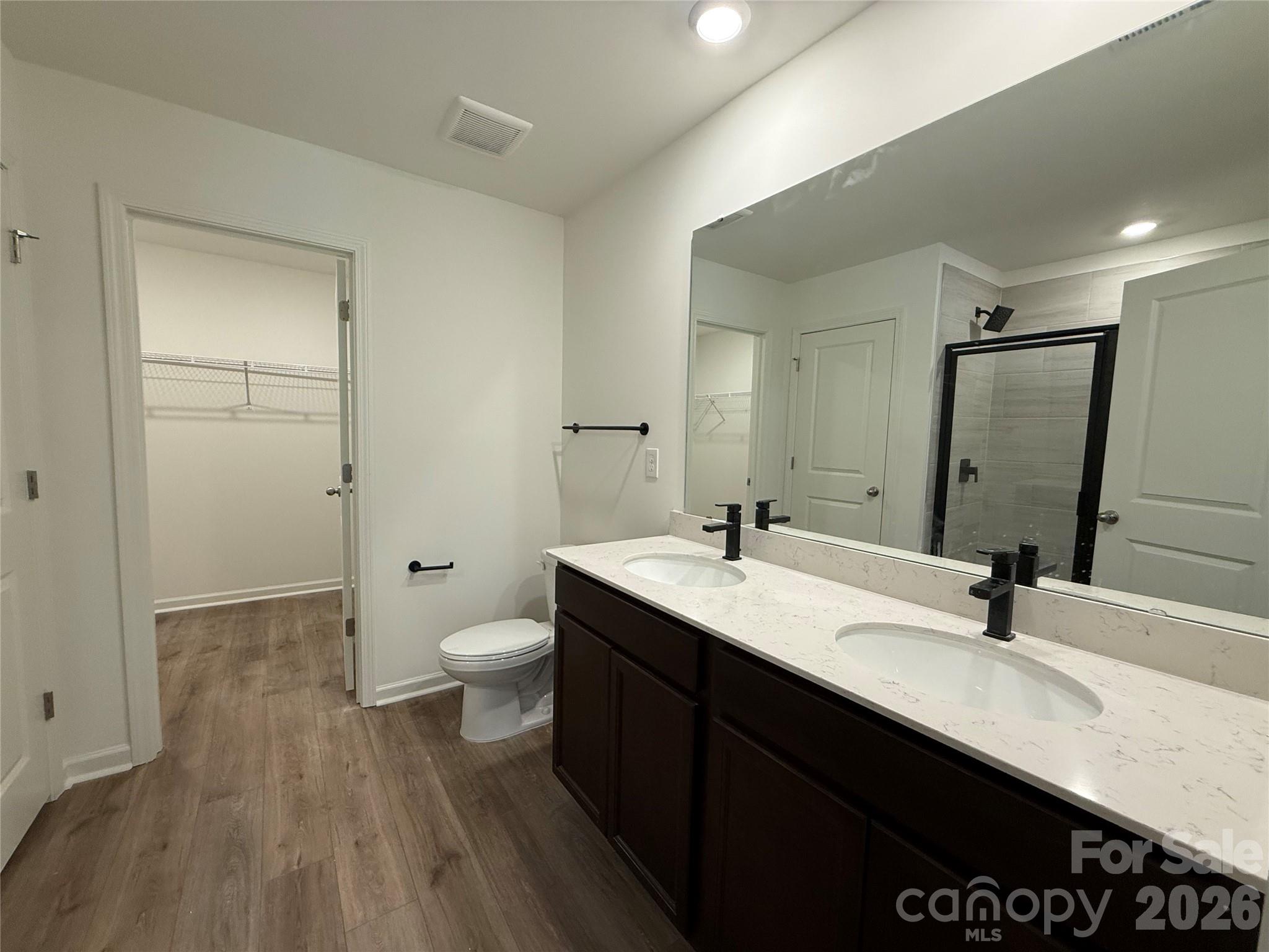 533 Creston Place Drive Property Photo 5