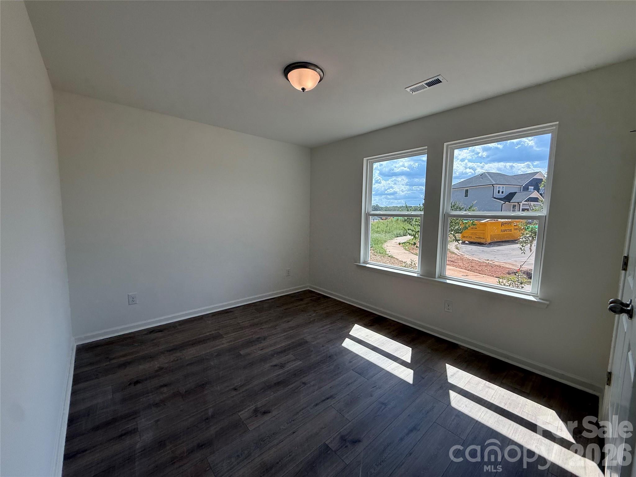 533 Creston Place Drive Property Photo 9