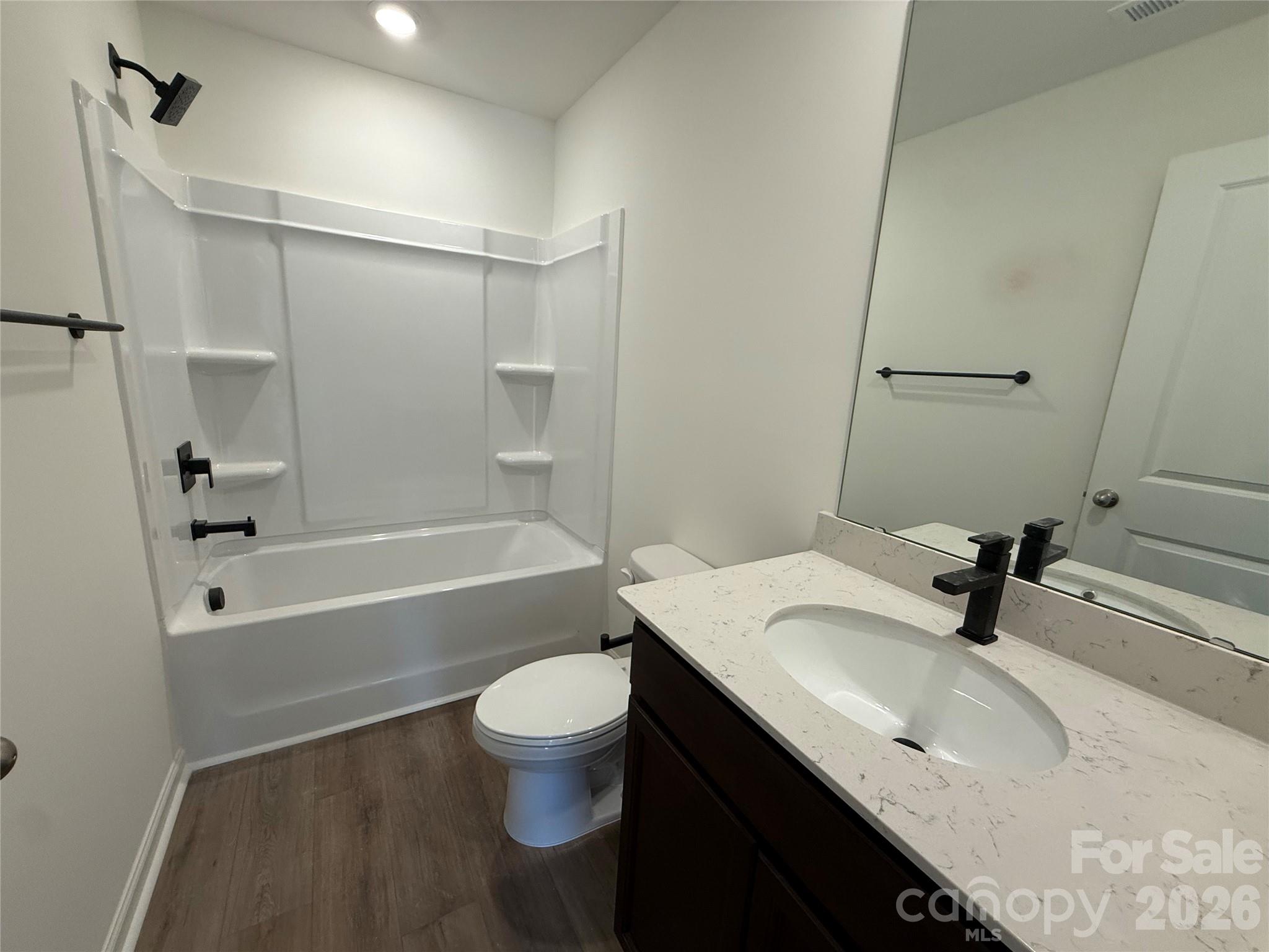533 Creston Place Drive Property Photo 13
