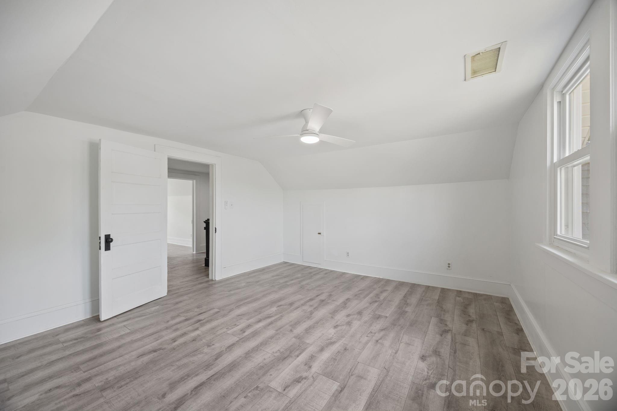 2407 N Main Street Property Photo 37