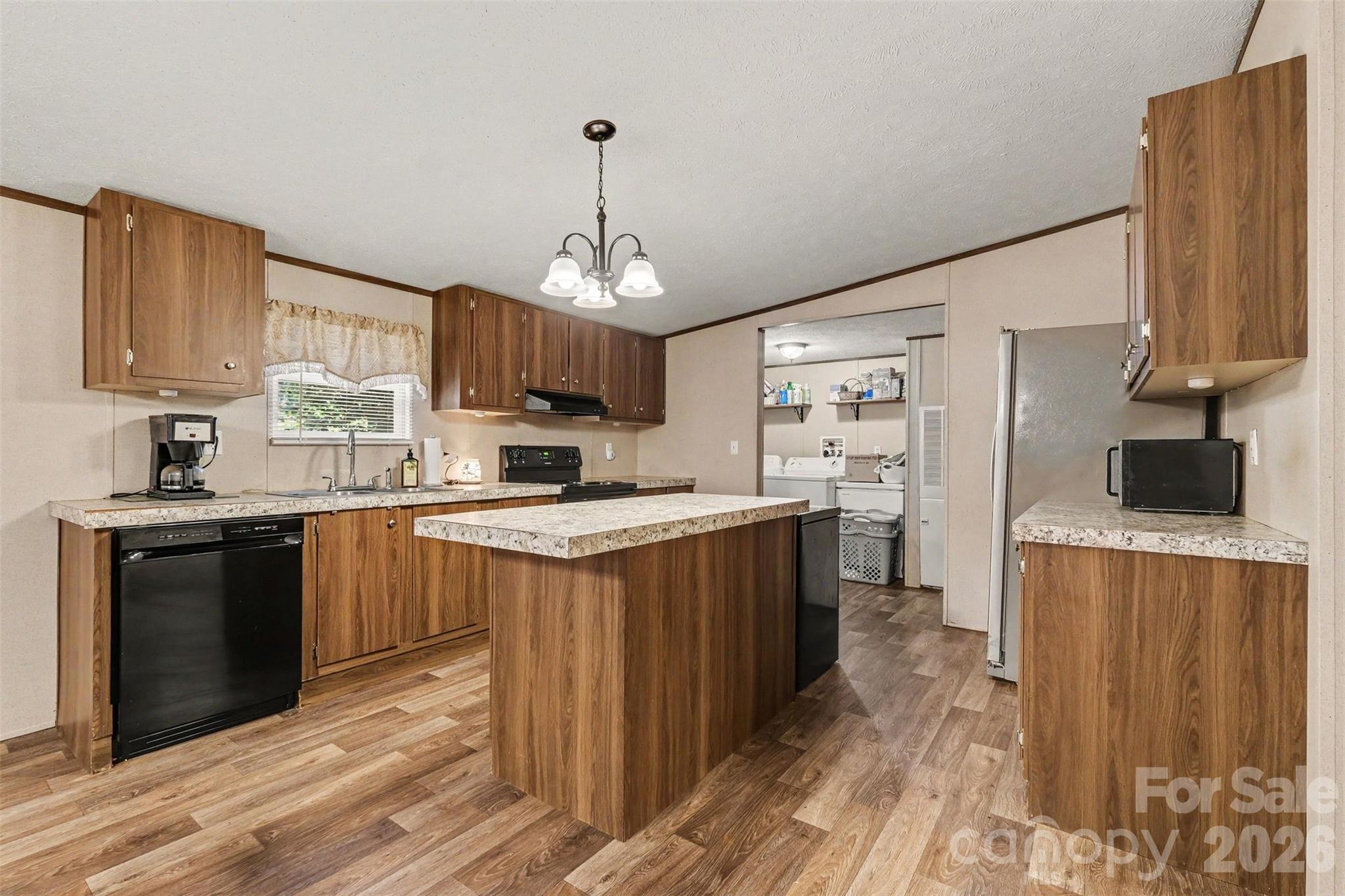 2246 Emerald Mine Road Property Photo 8