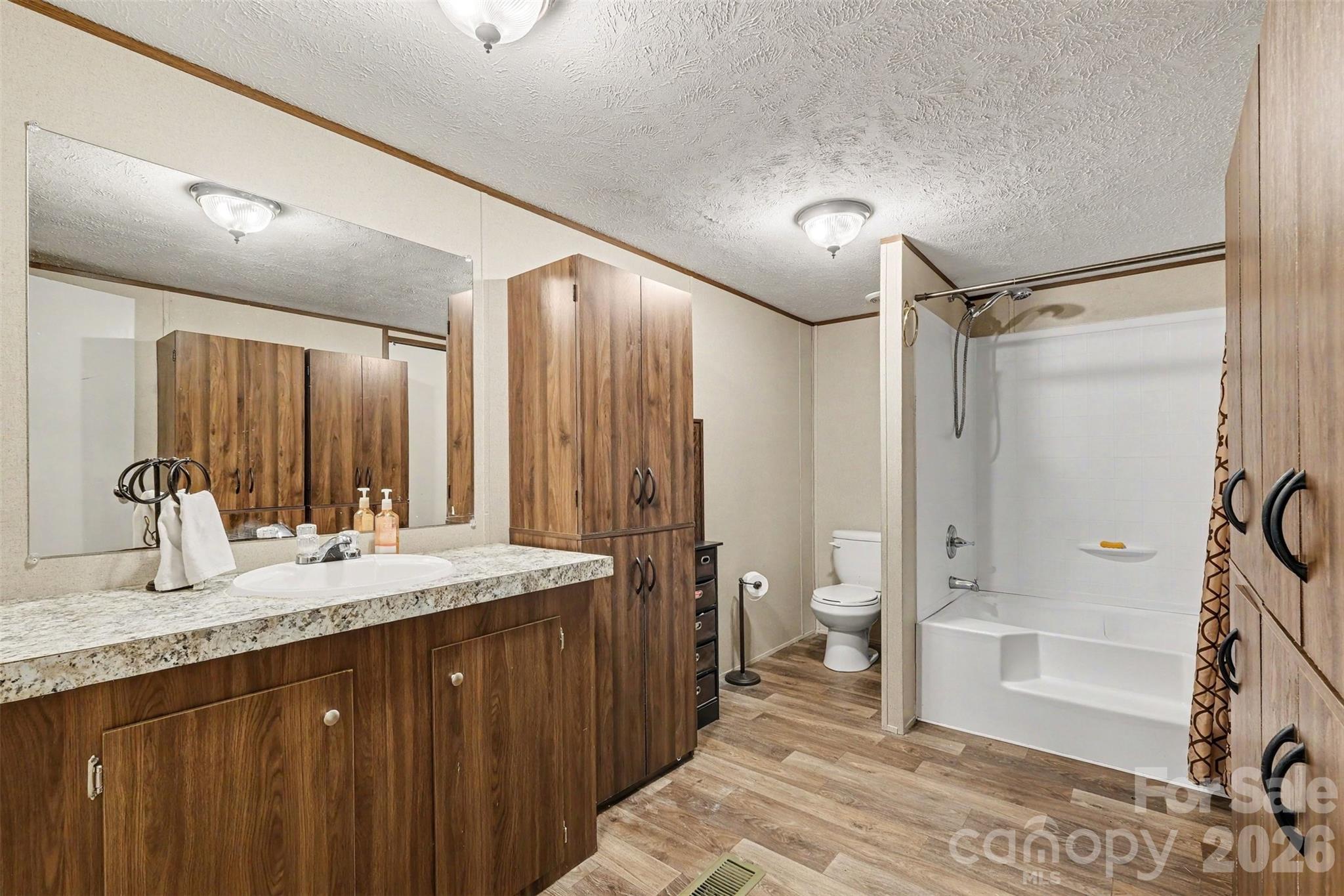 2246 Emerald Mine Road Property Photo 14