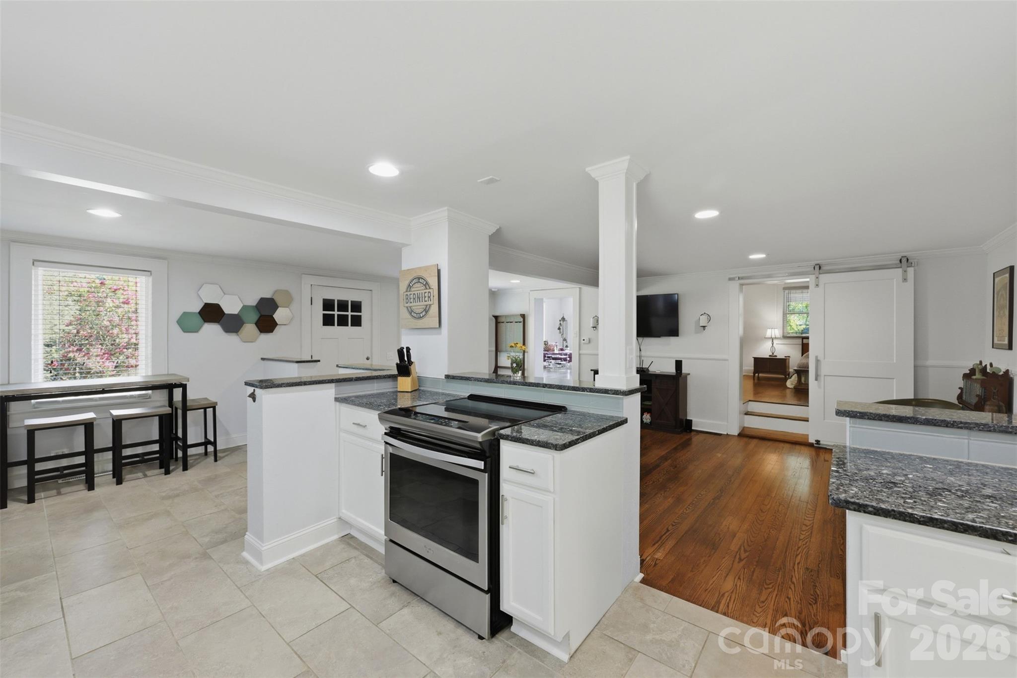104 31st Avenue Property Photo 23