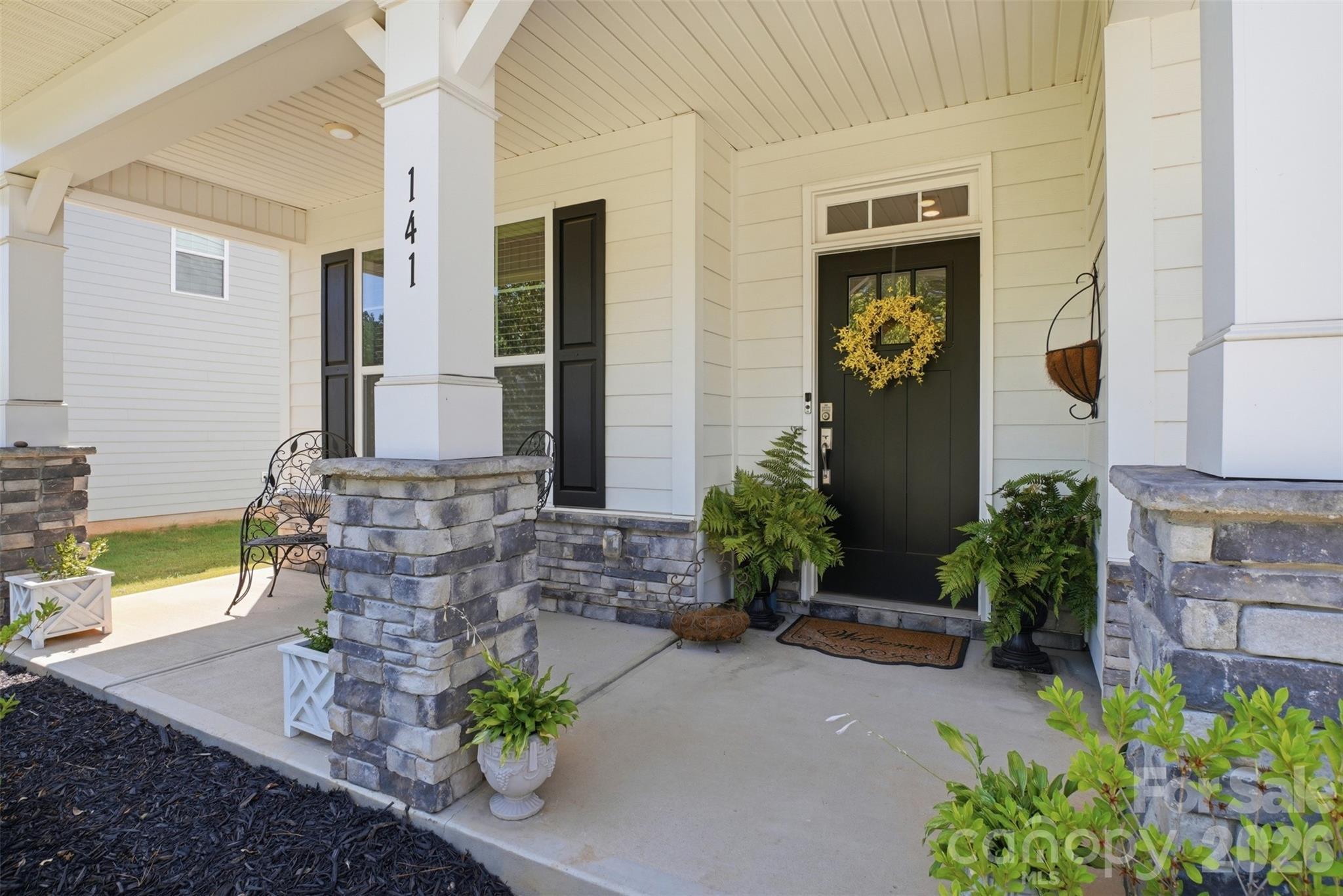 141 Rhuidean Court Property Photo 8