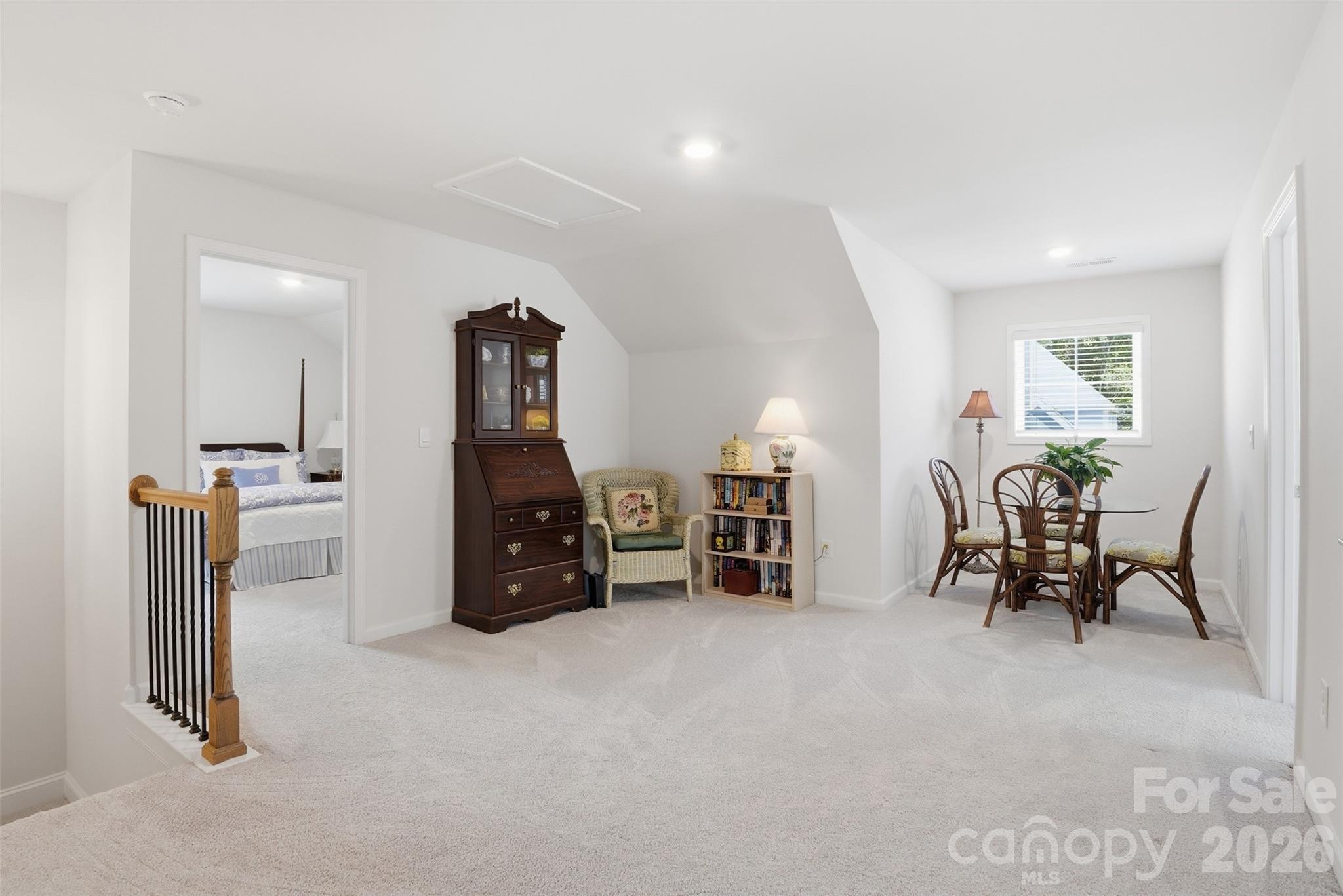 141 Rhuidean Court Property Photo 23