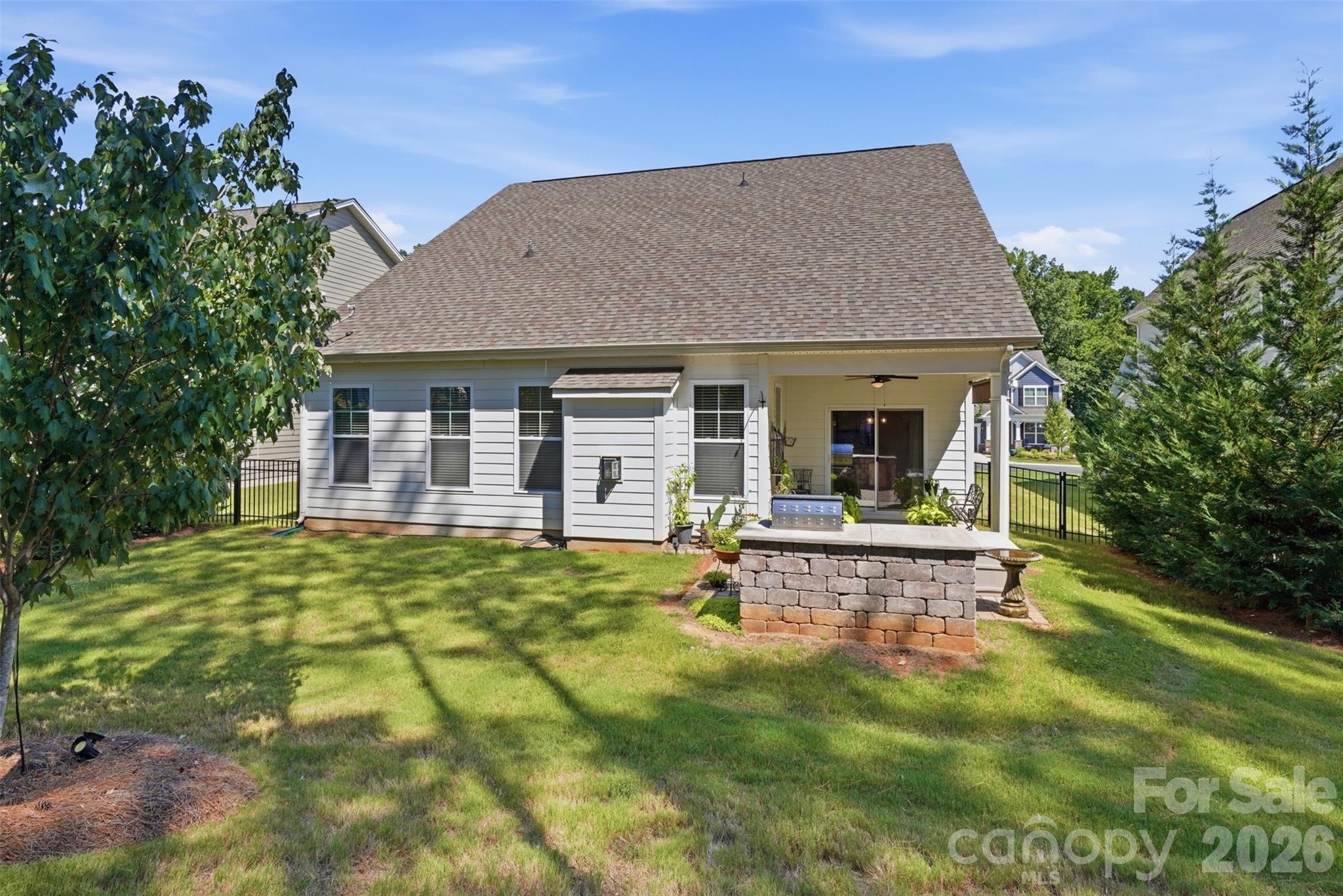 141 Rhuidean Court Property Photo 32