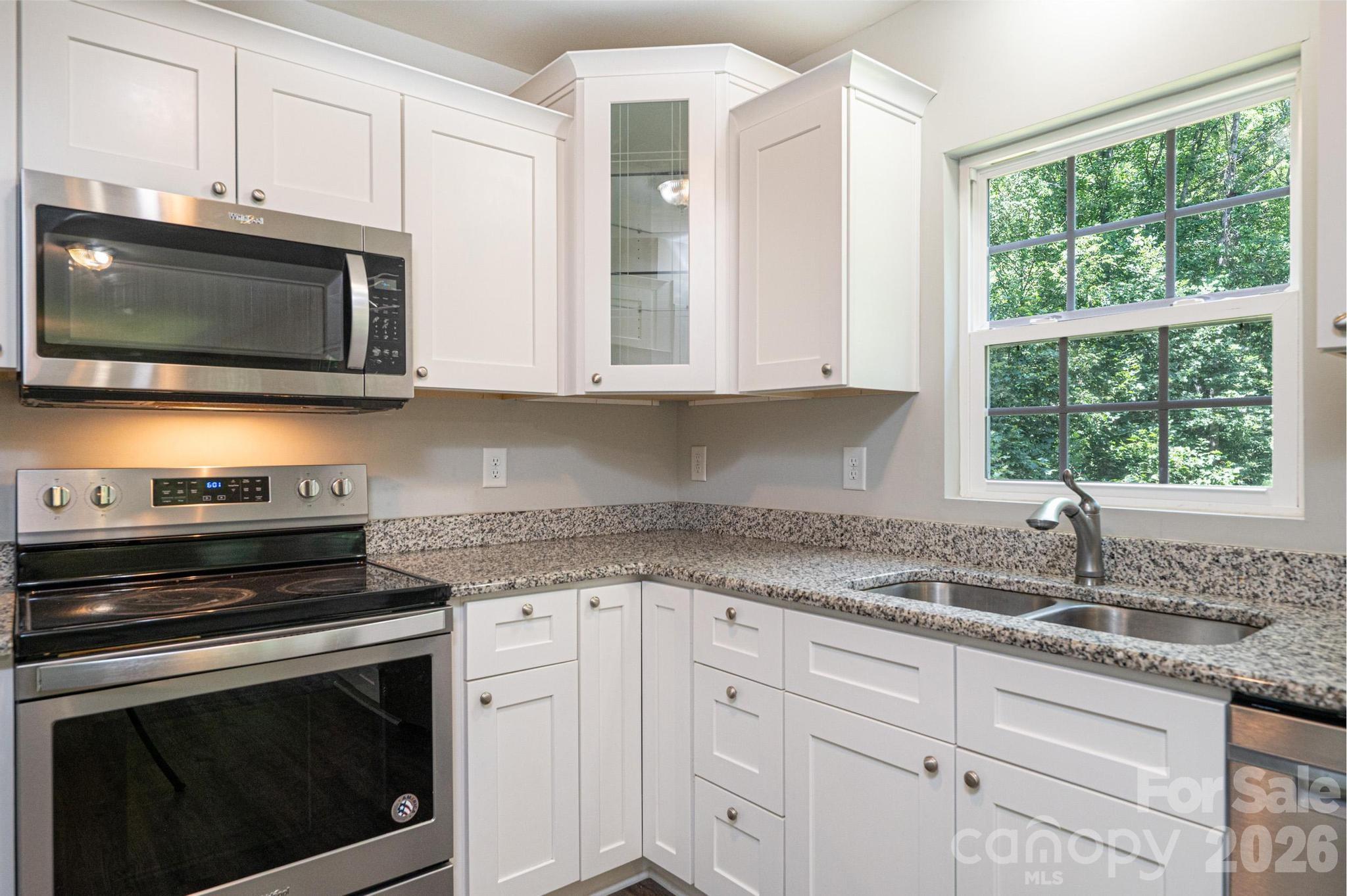 3605 Still Knoll Lane Property Photo 13