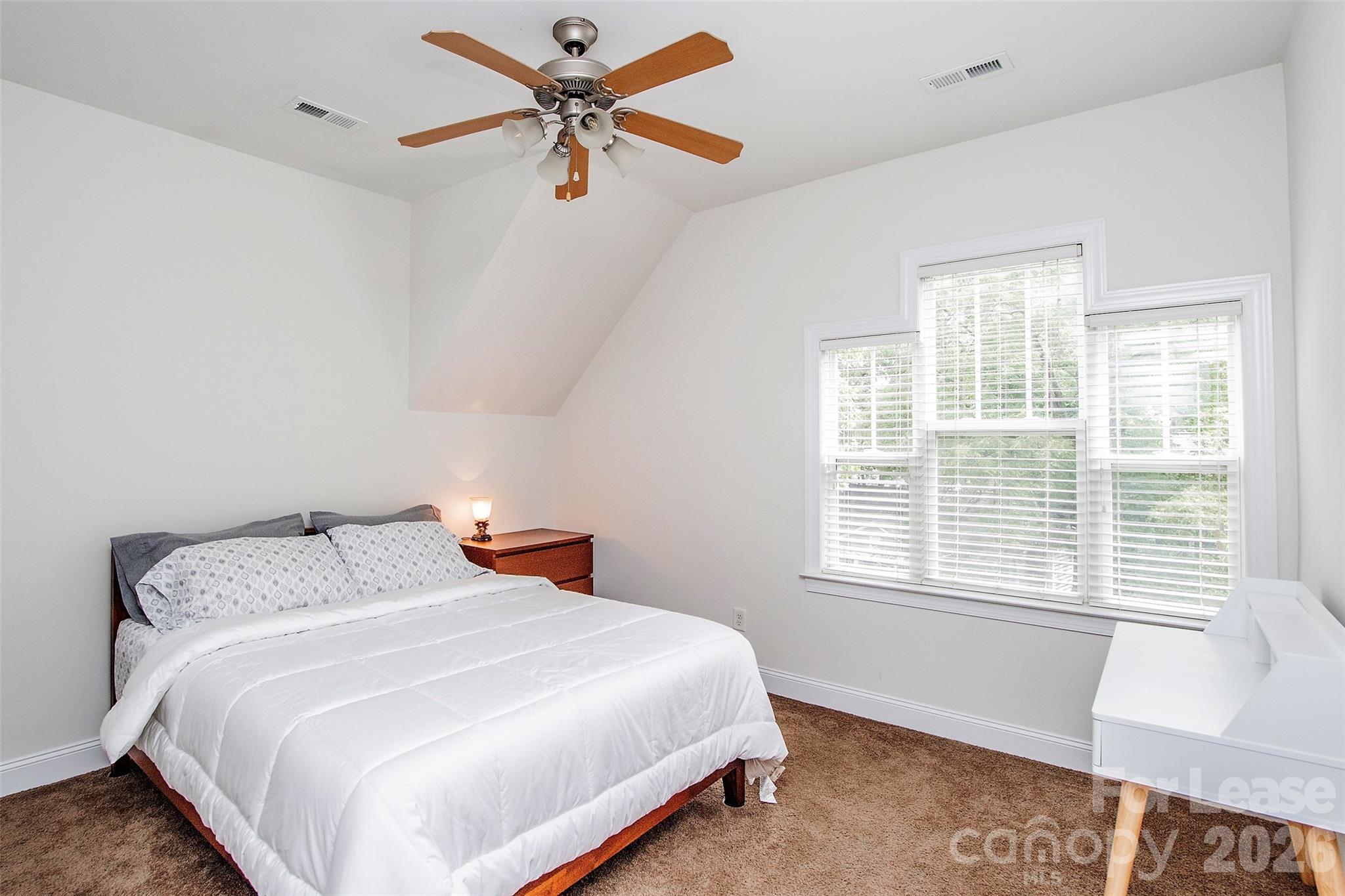 315 Woodvale Place Property Photo 16