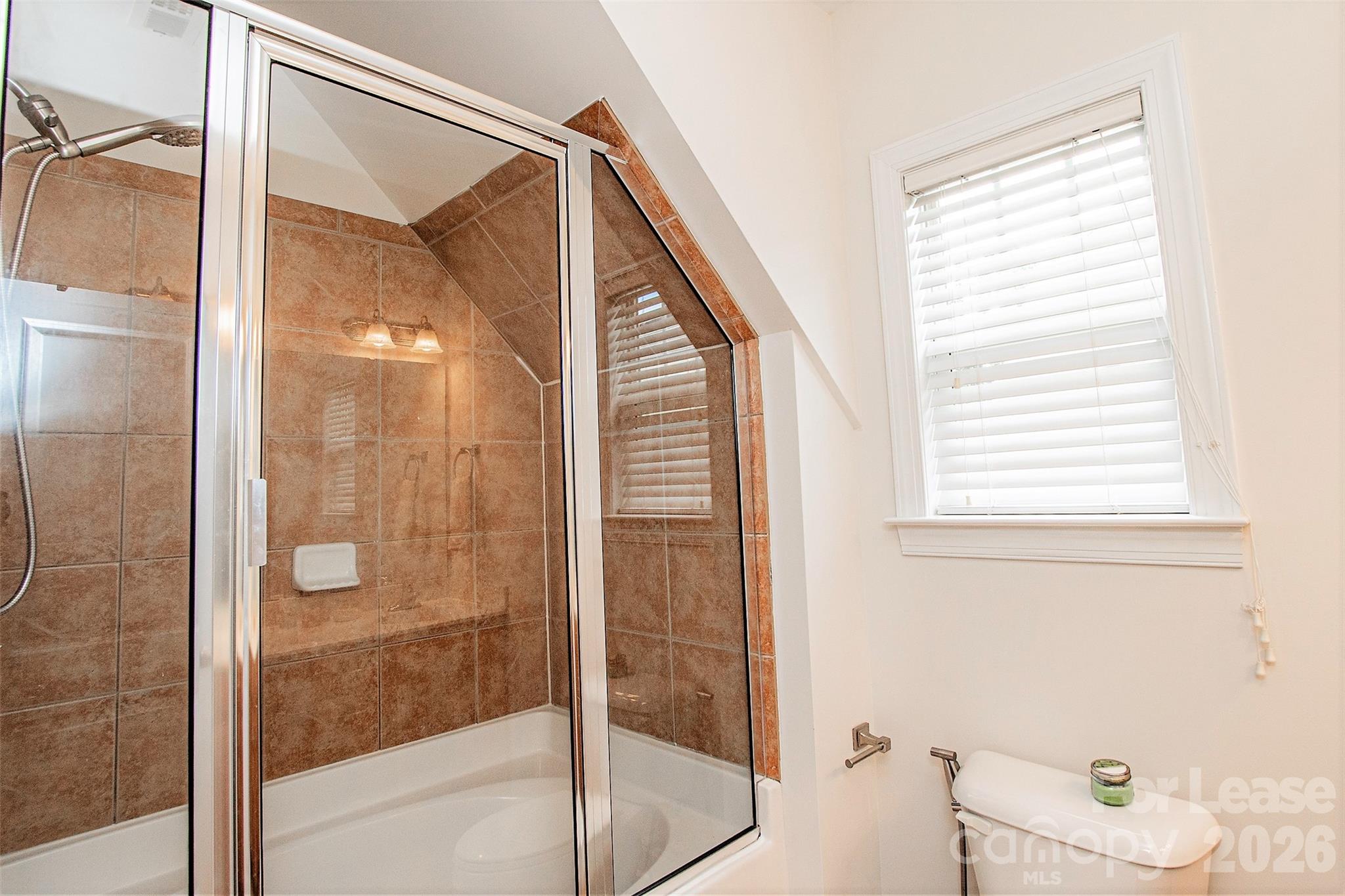 315 Woodvale Place Property Photo 18