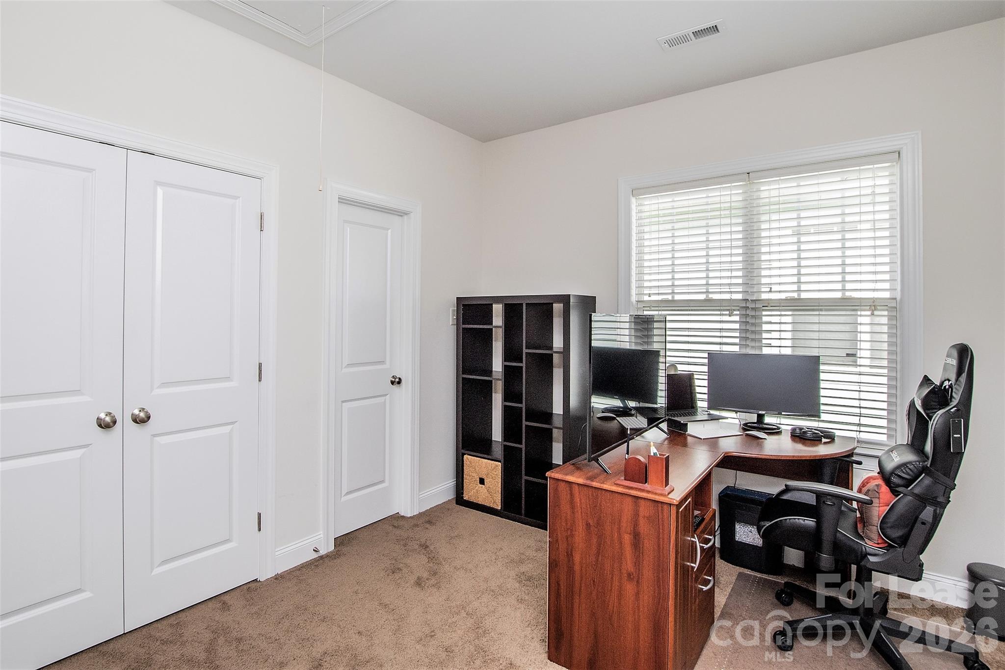 315 Woodvale Place Property Photo 23