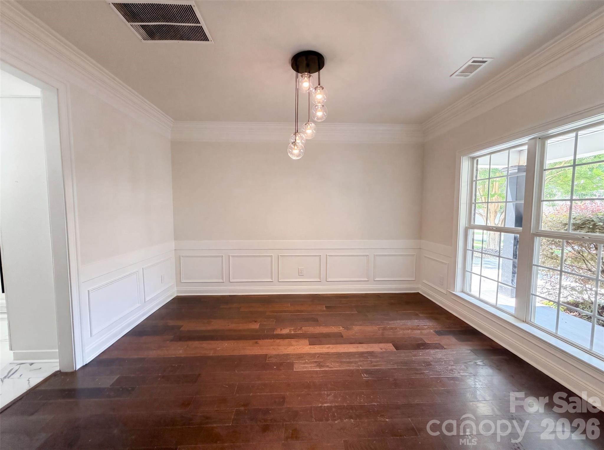 6420 Torrence Trace Drive Property Photo 10