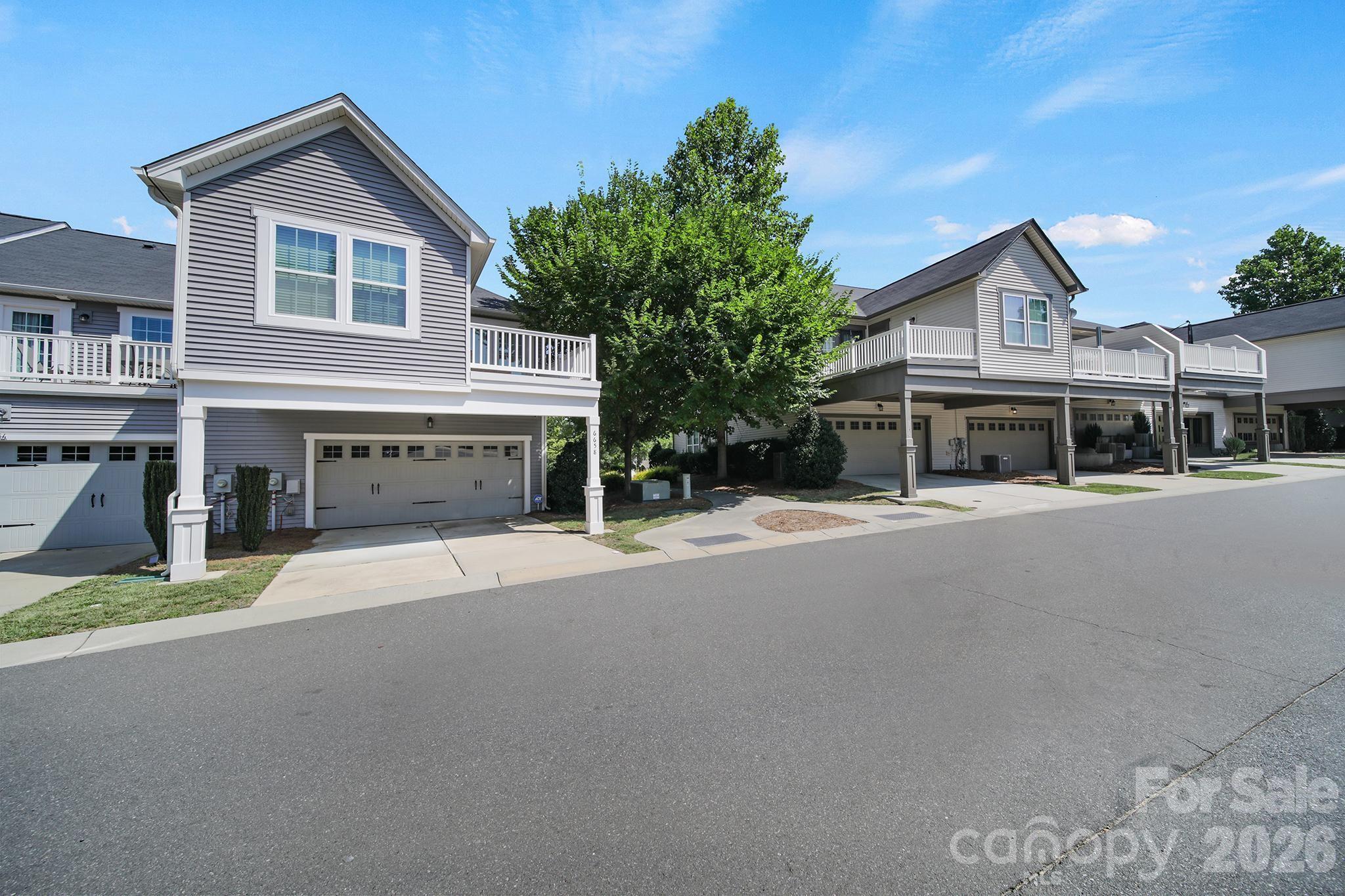 6658 Berewick Commons Parkway Property Photo 32