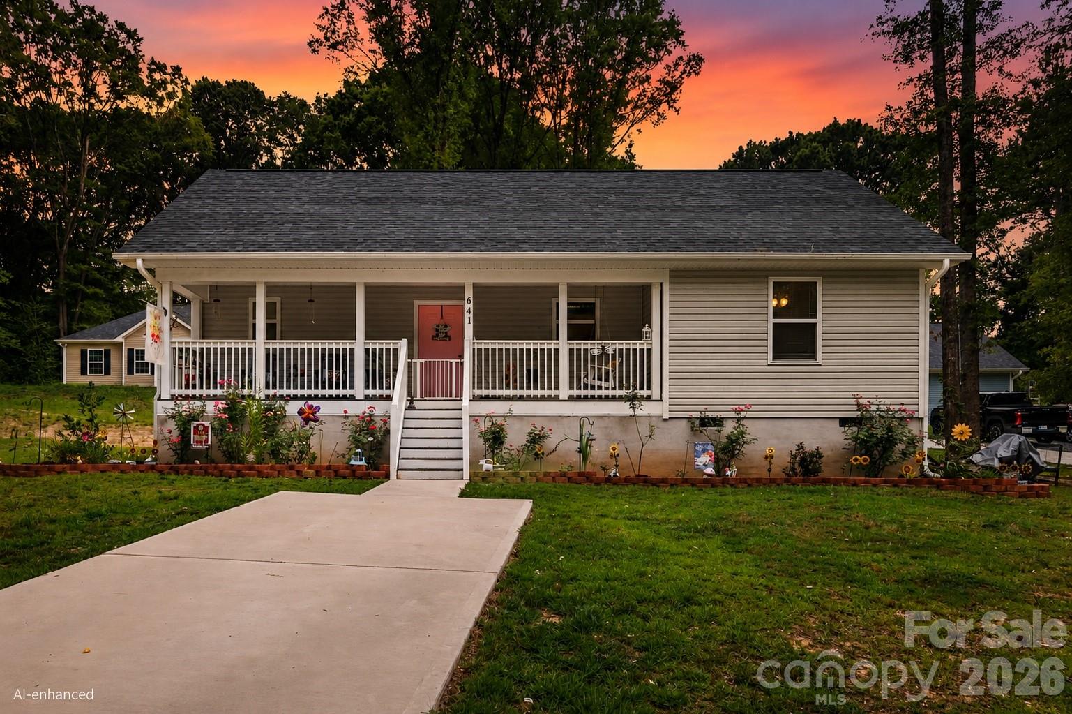 641 Johns Lane Property Photo 2