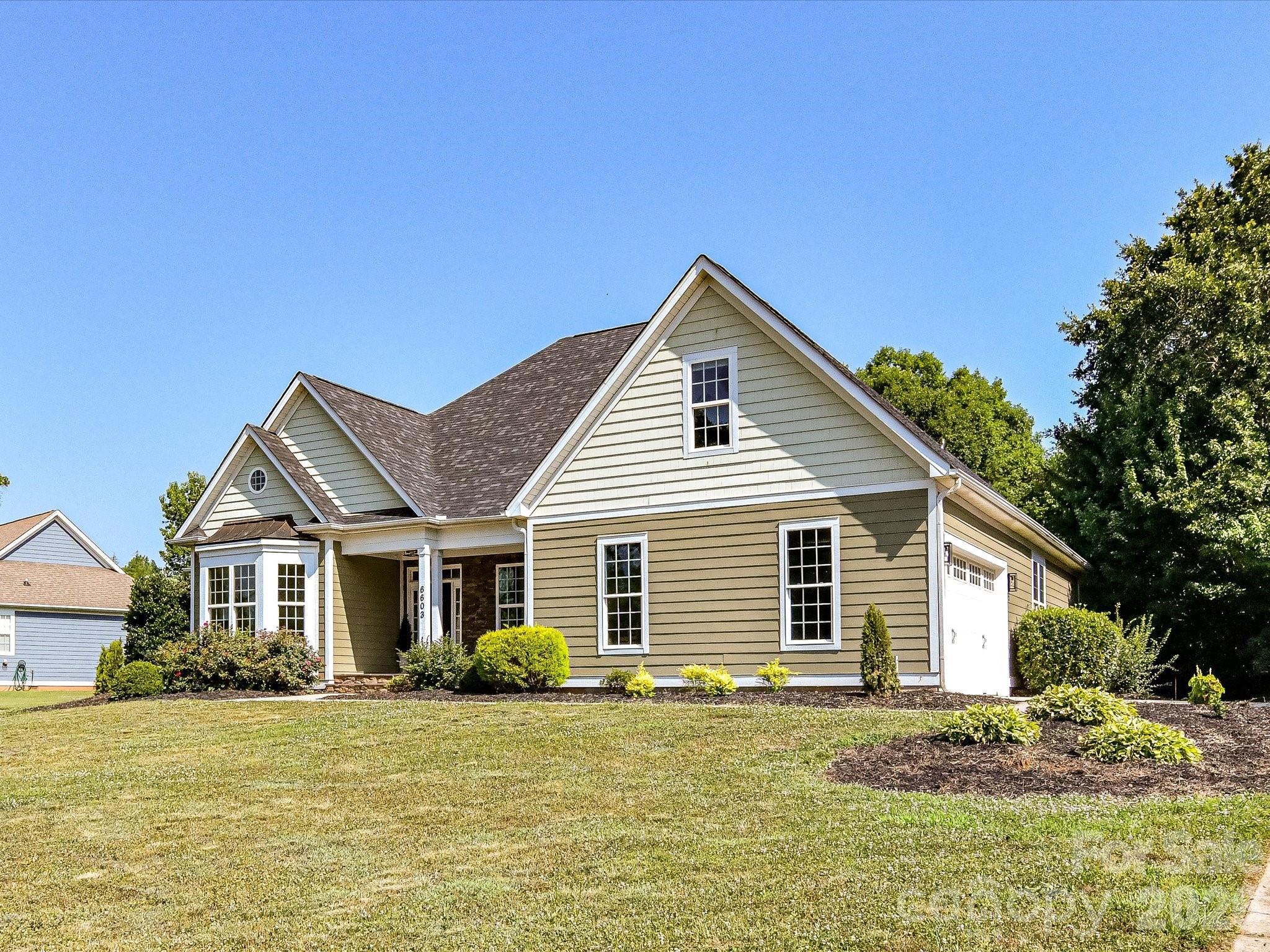 6603 Havencrest Drive Property Photo 4