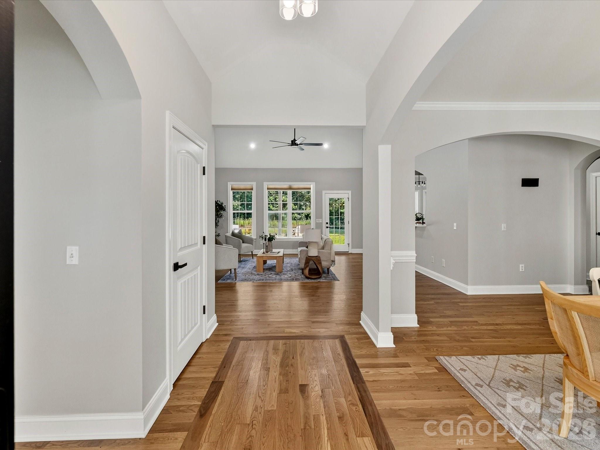 6603 Havencrest Drive Property Photo 6