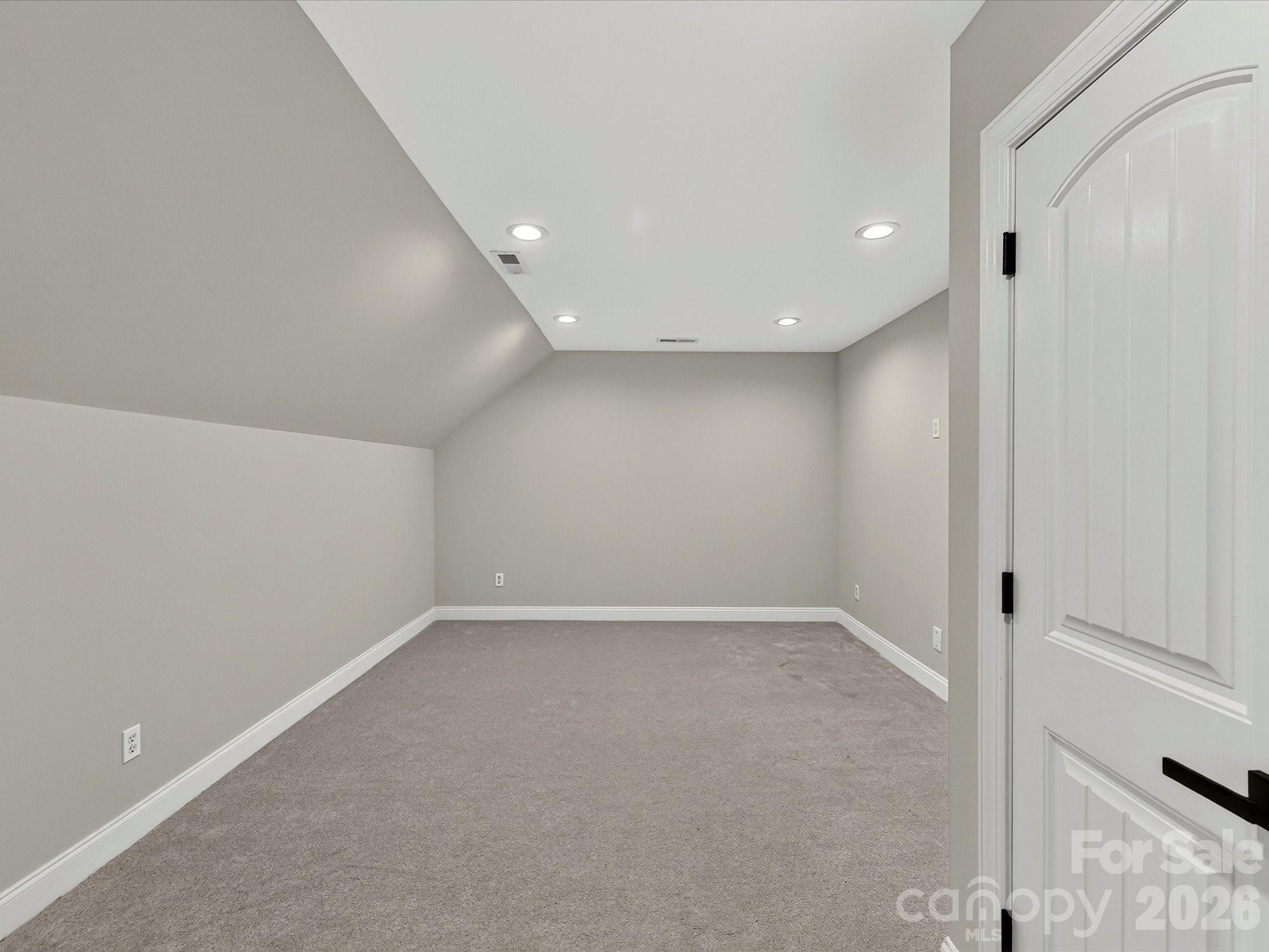 6603 Havencrest Drive Property Photo 34