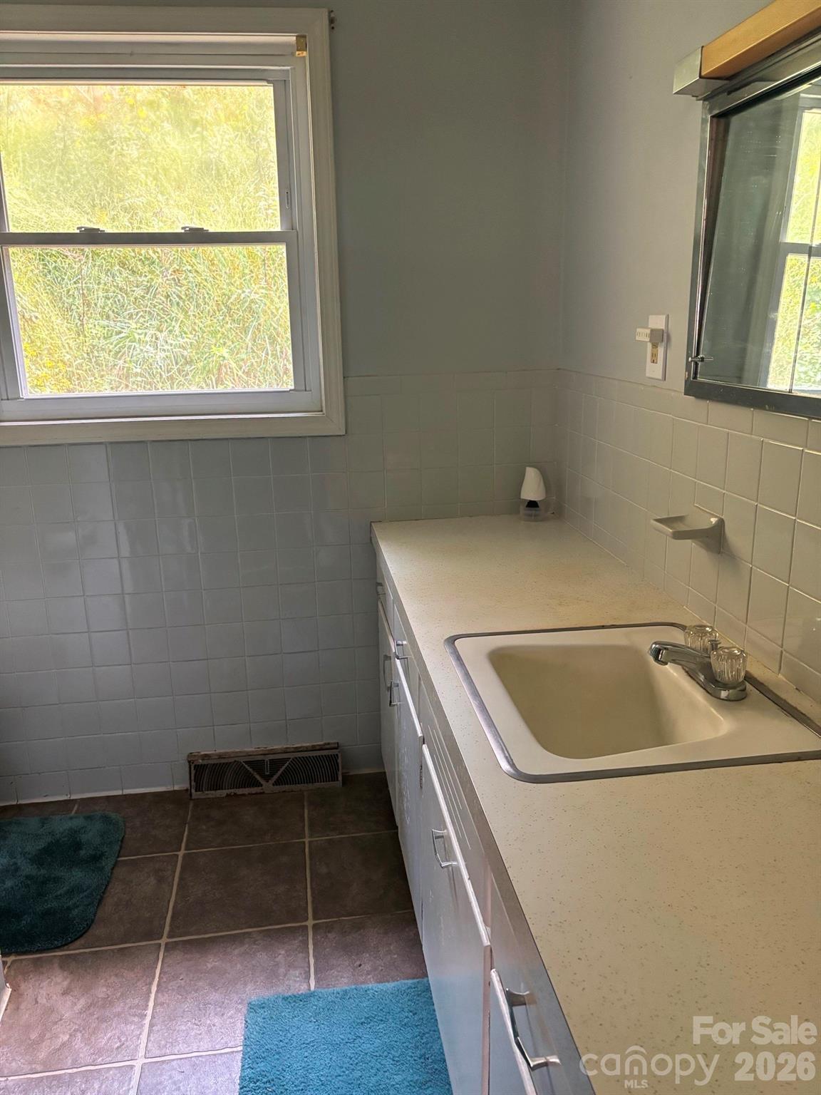 637 Toe Cane Road Property Photo 12