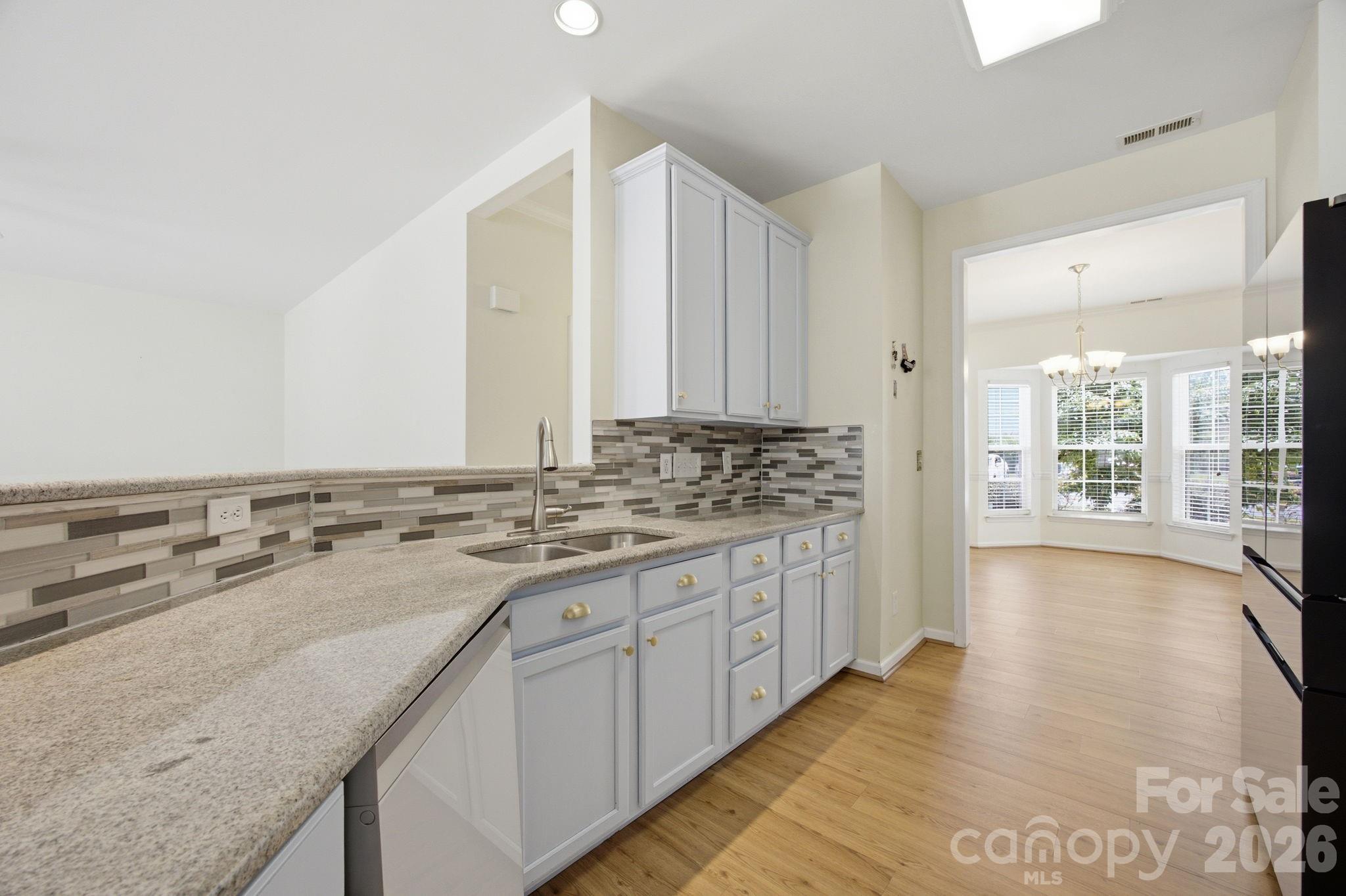 255 Horizon Circle 52 Property Photo 4