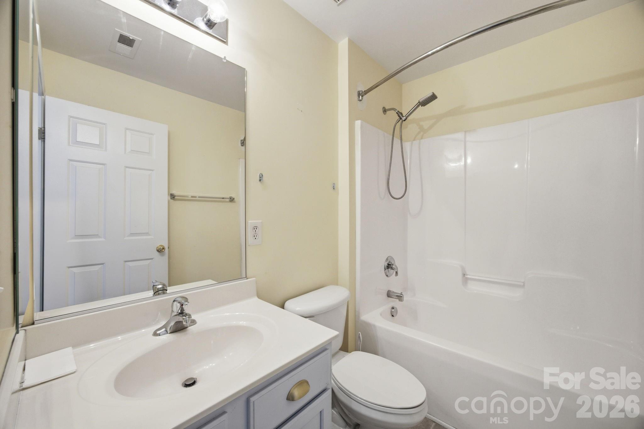 255 Horizon Circle 52 Property Photo 14