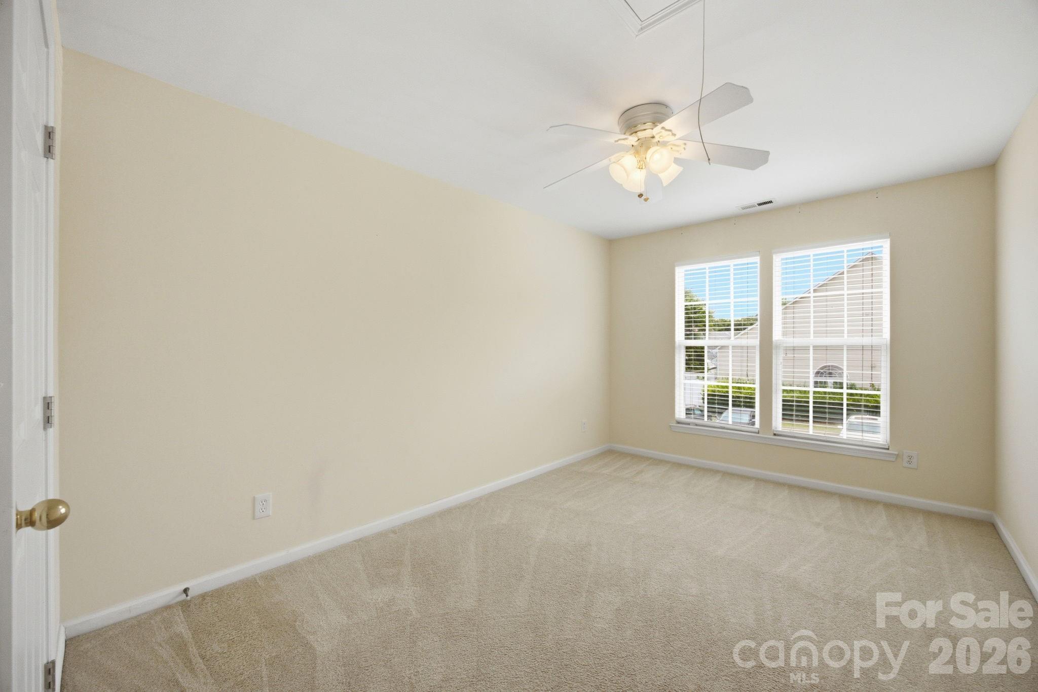 255 Horizon Circle 52 Property Photo 15