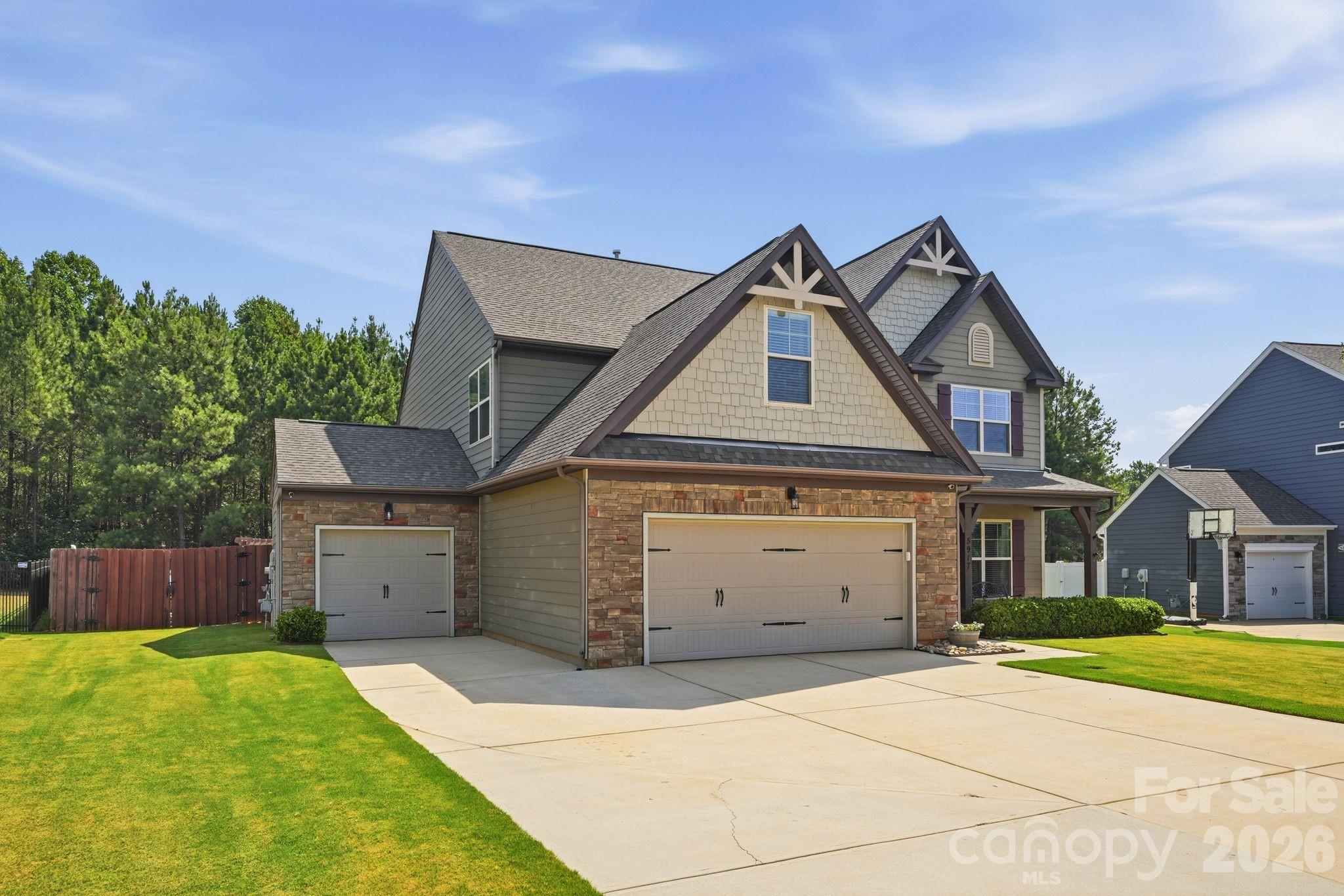 5917 Mcclintock Drive Property Photo 4