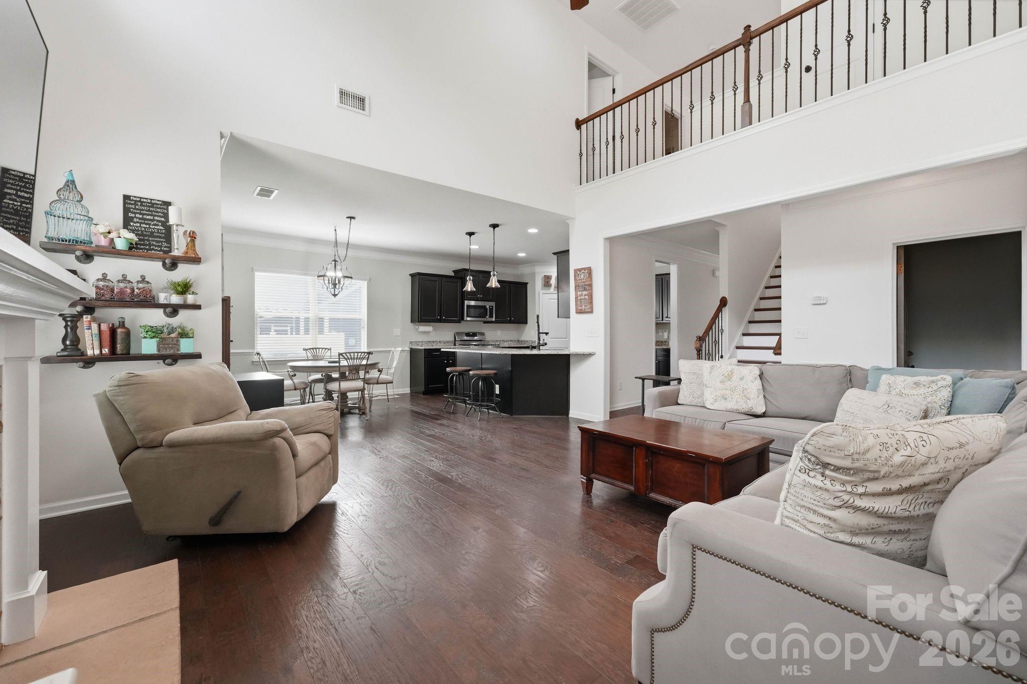 5917 Mcclintock Drive Property Photo 17