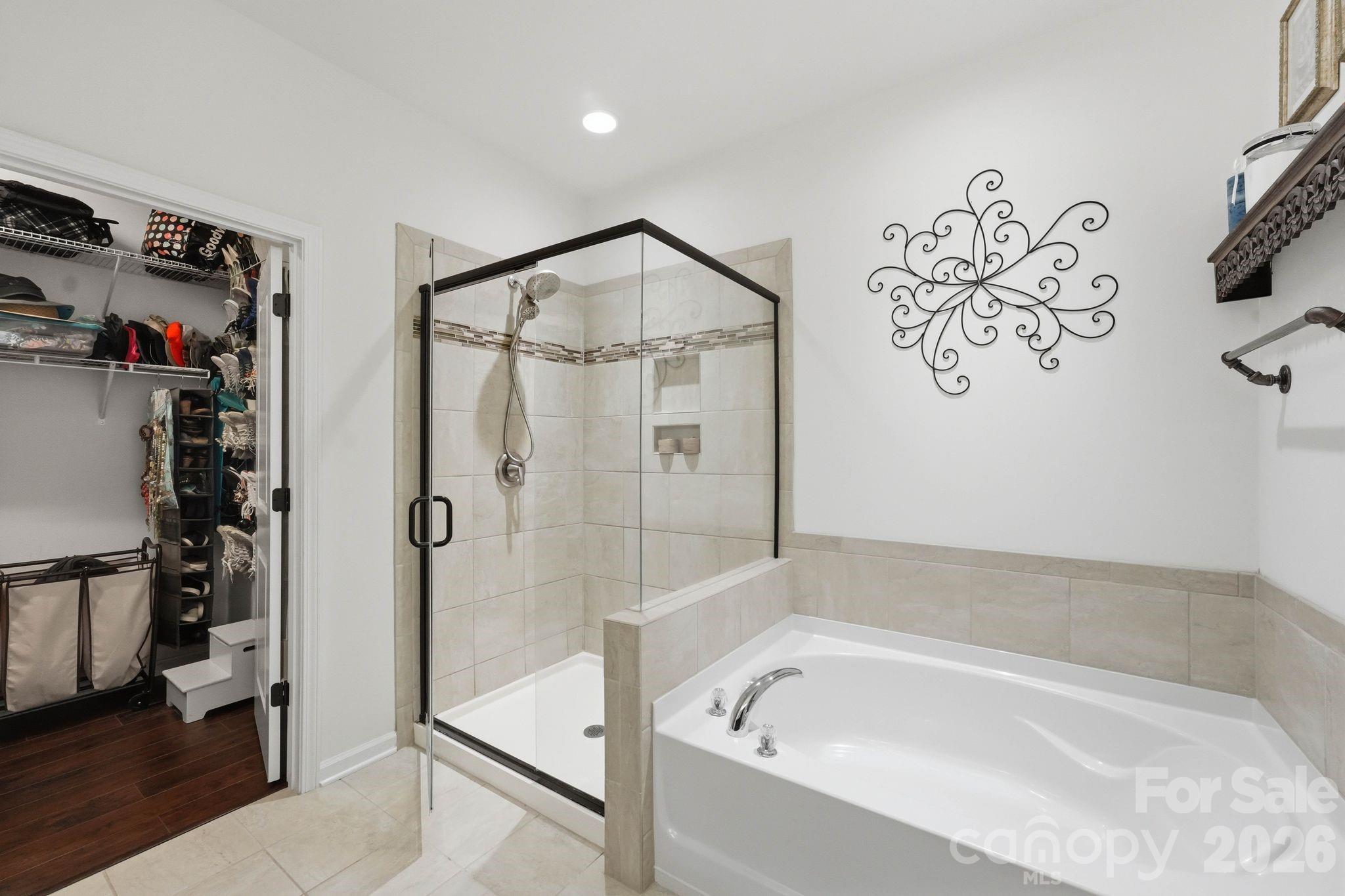 5917 Mcclintock Drive Property Photo 19
