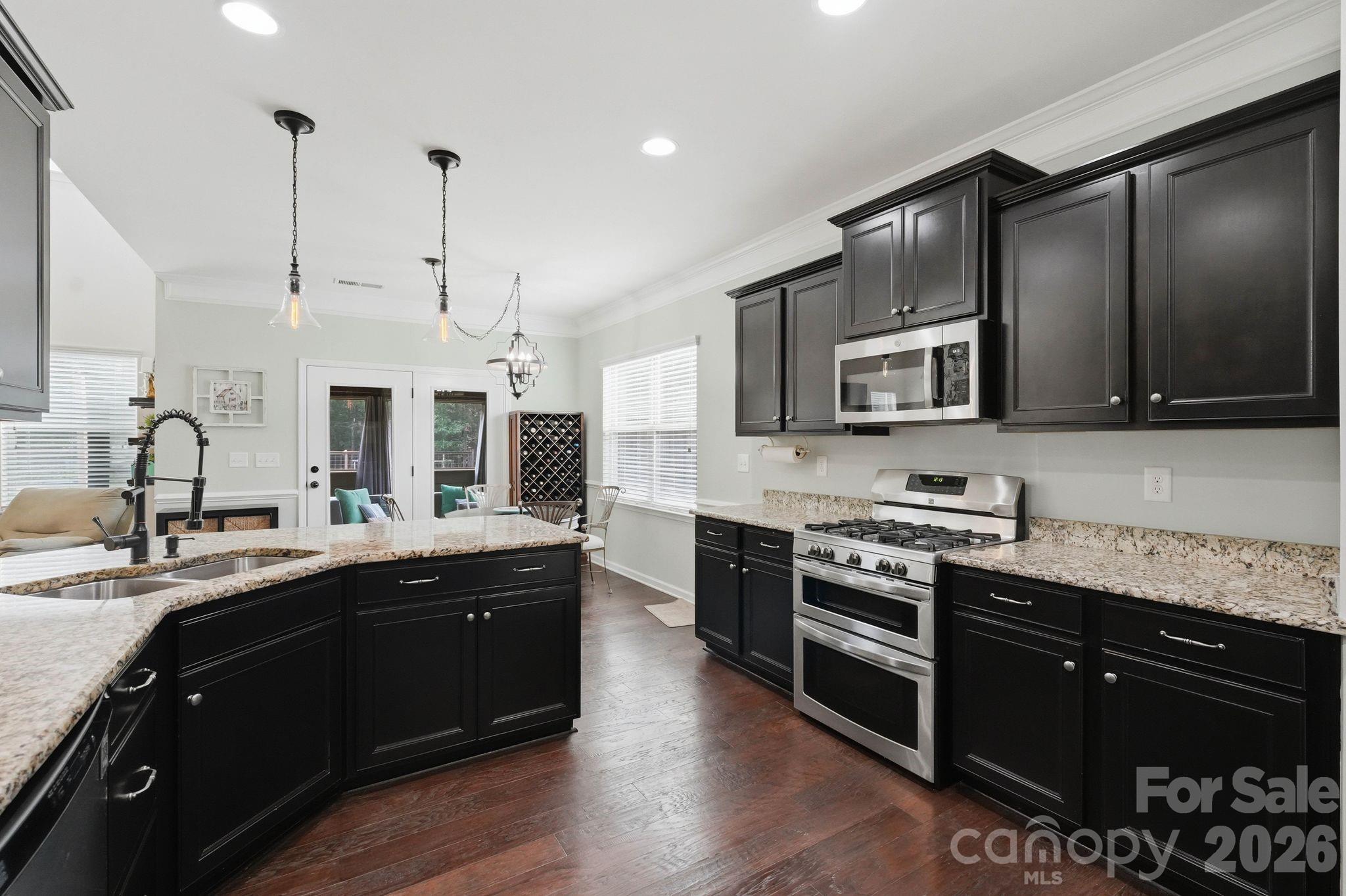 5917 Mcclintock Drive Property Photo 21