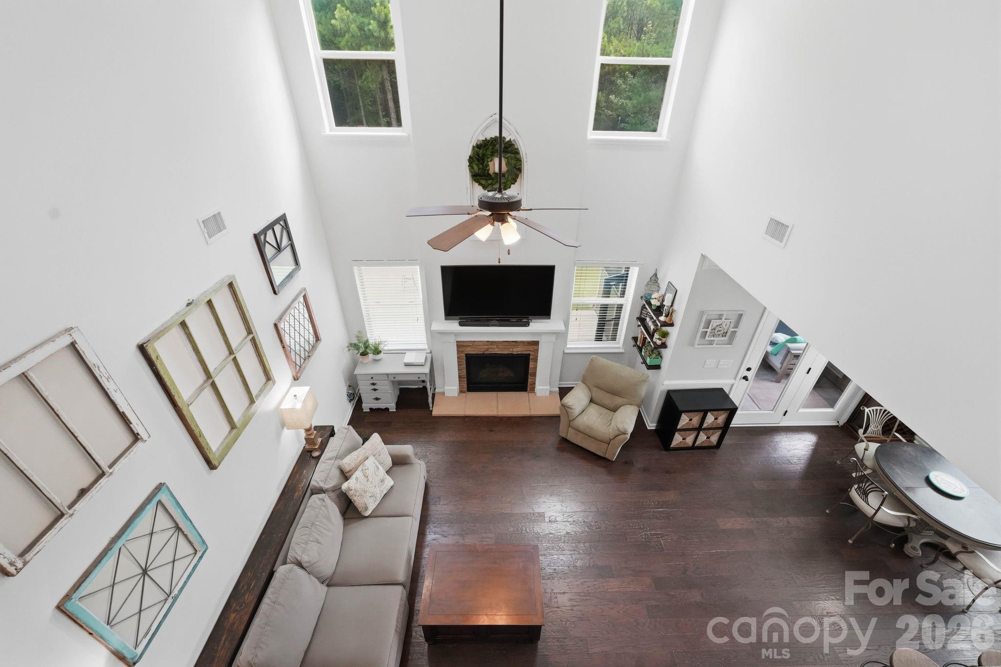 5917 Mcclintock Drive Property Photo 24