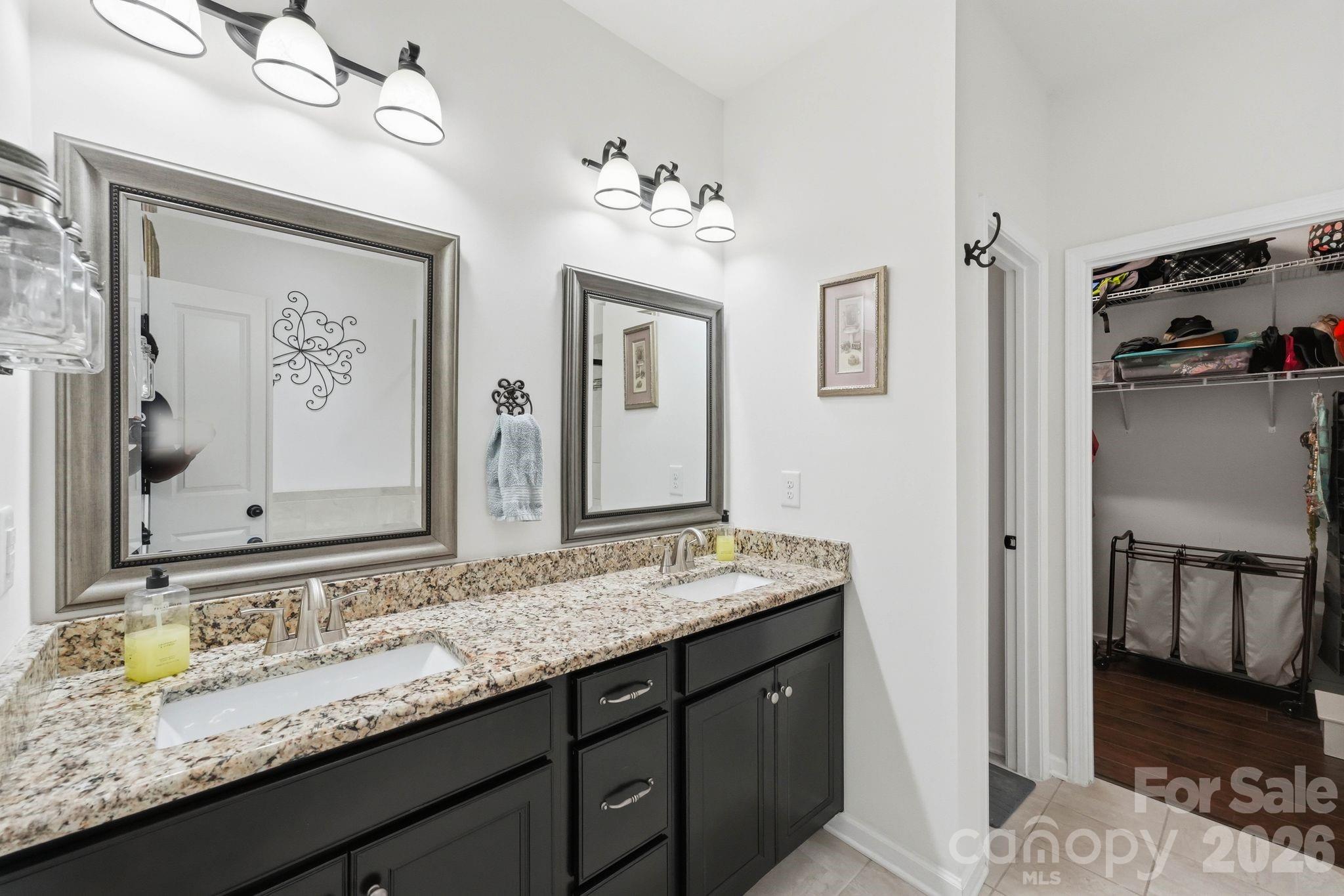 5917 Mcclintock Drive Property Photo 33