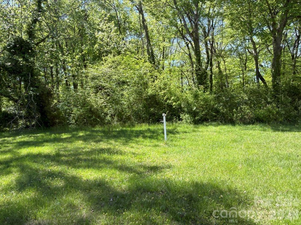 1011 Bryce Avenue Property Photo 13