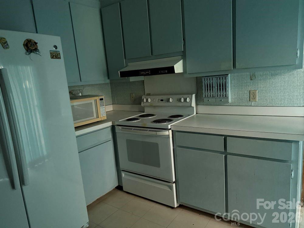 1011 Bryce Avenue Property Photo 17