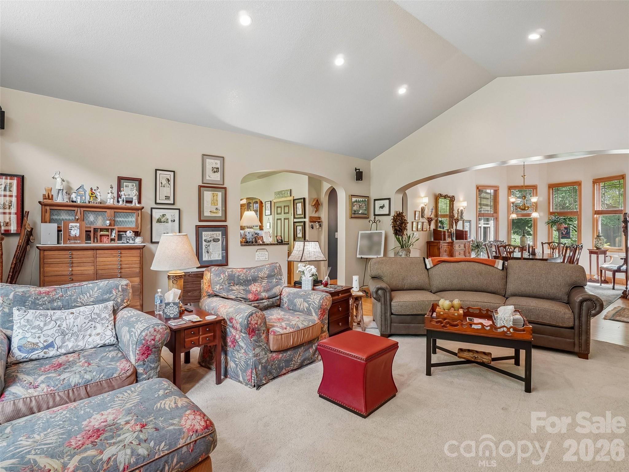 300 Pinnacle Peak Lane Property Photo 7