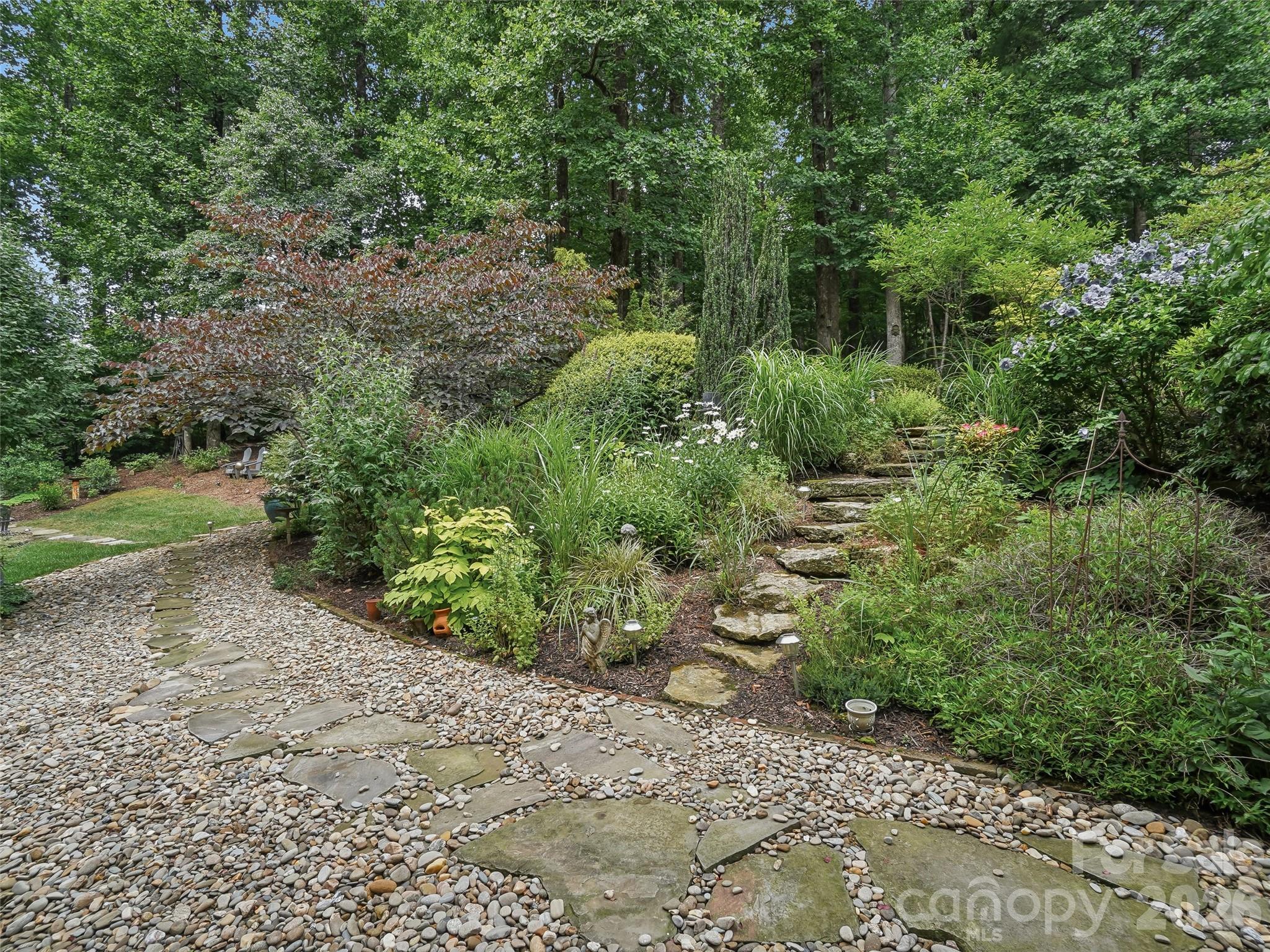 300 Pinnacle Peak Lane Property Photo 40