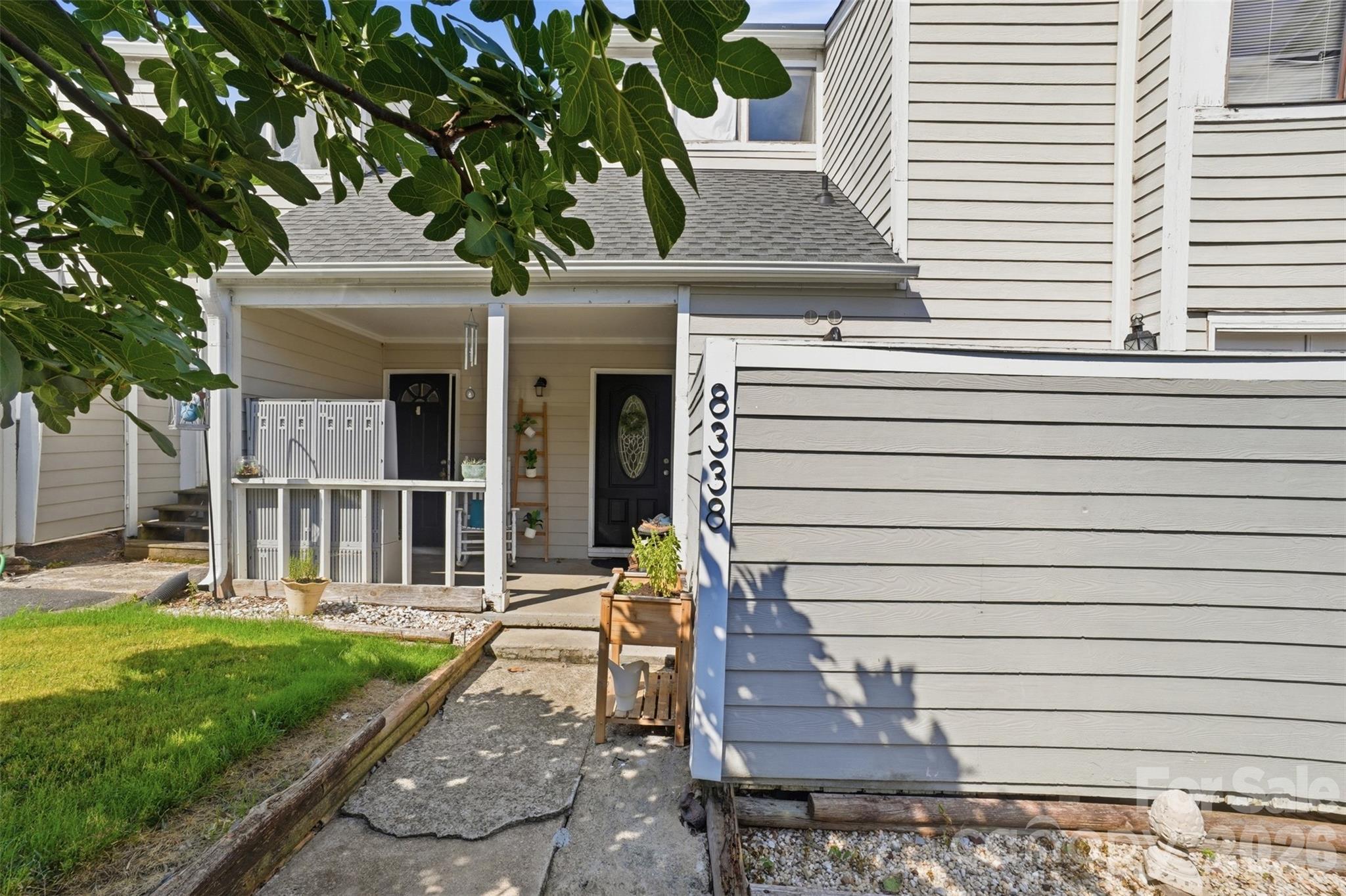 8338 Cricket Lake Drive Property Photo 1