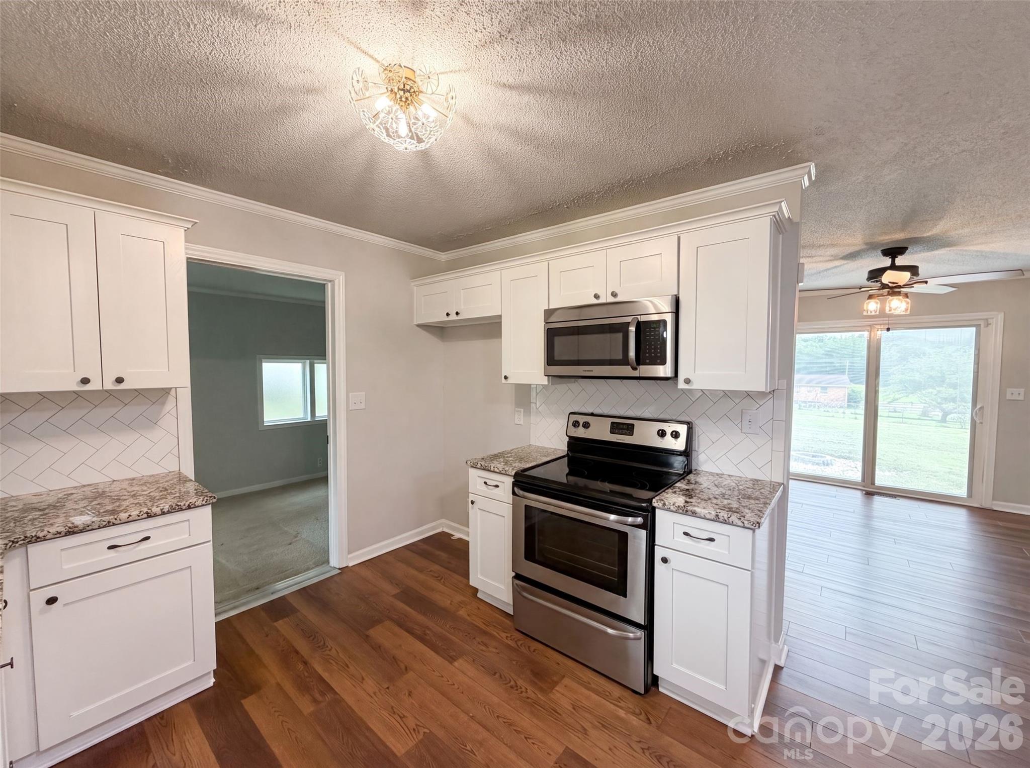 507 Texas Trail Property Photo 7